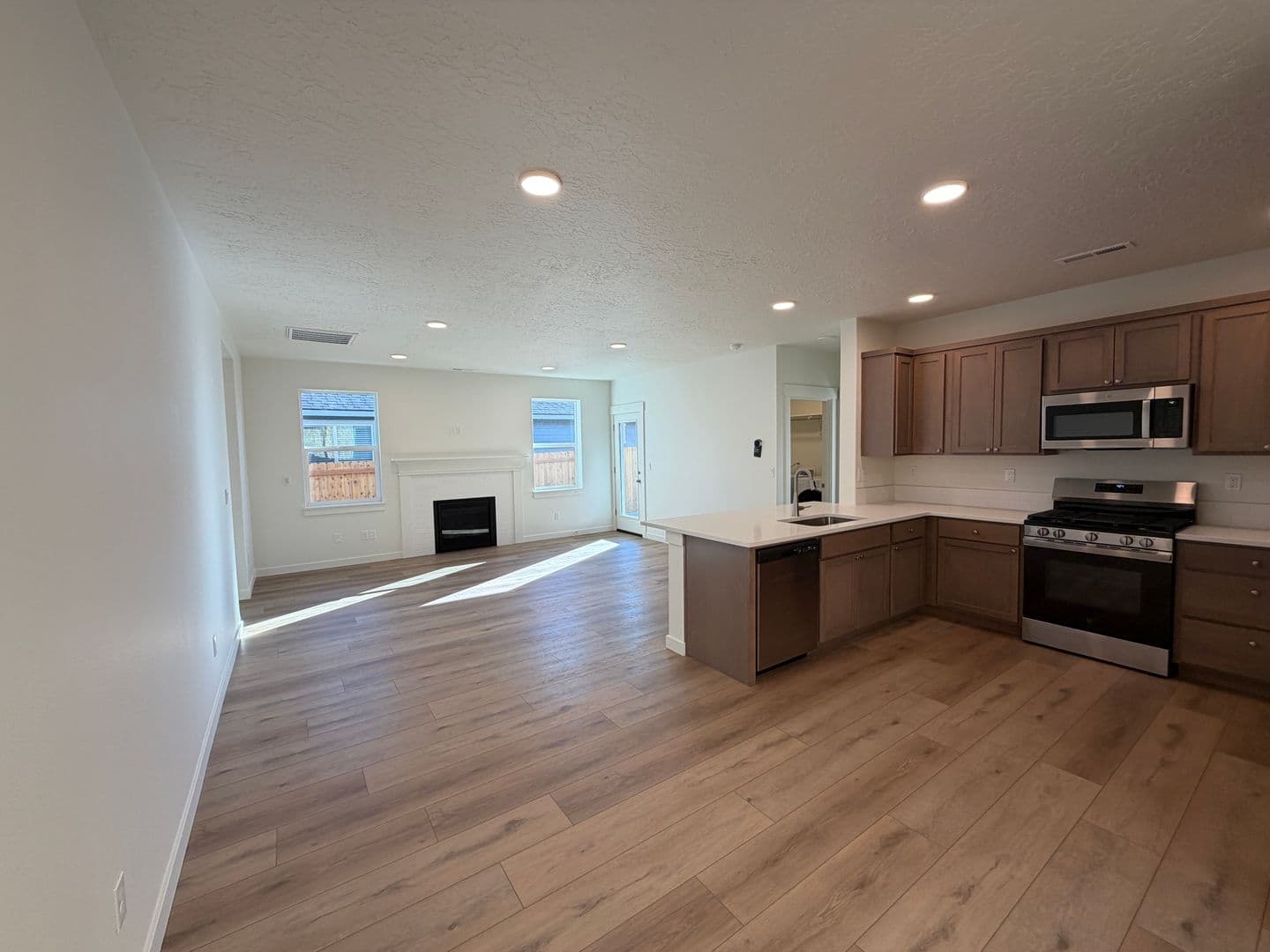 Bend House: 61077 NE Unity Place