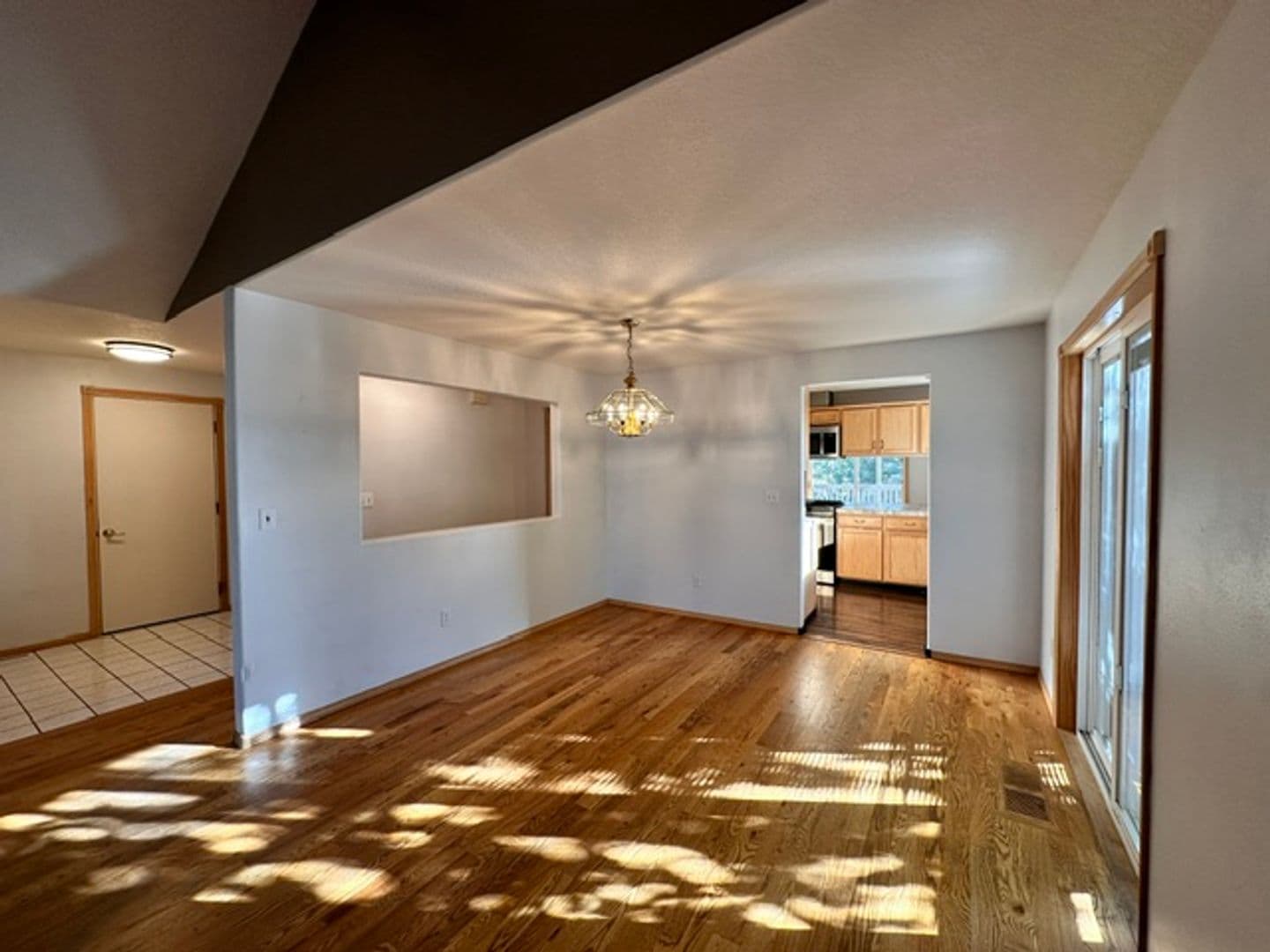 Redmond House: 3713 SW Volcano Ave