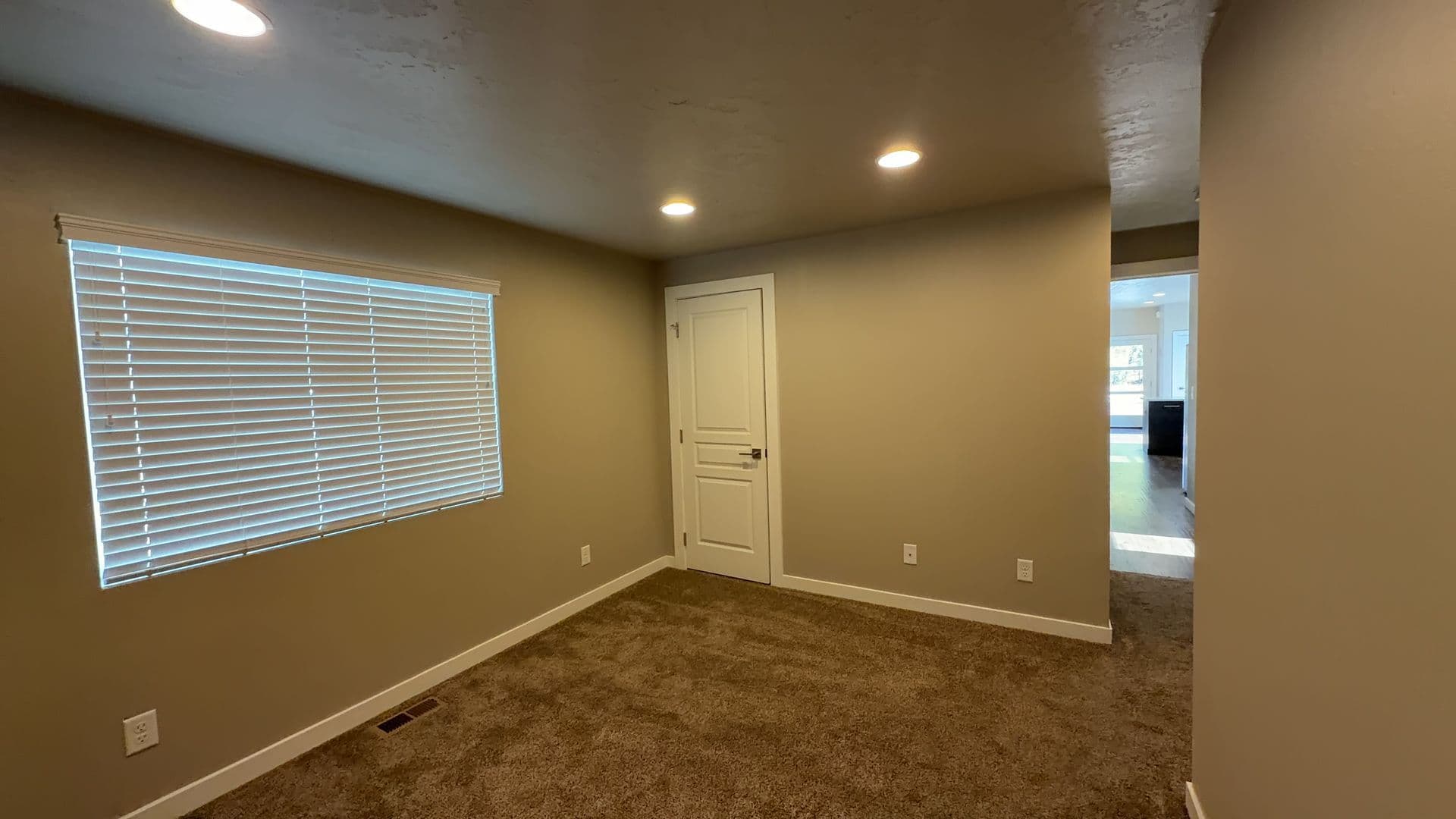 Bend House: 1542 NE Butler Market Rd