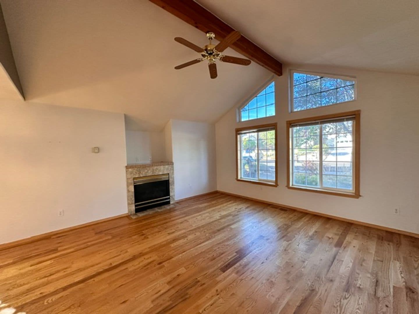 Redmond House: 3713 SW Volcano Ave