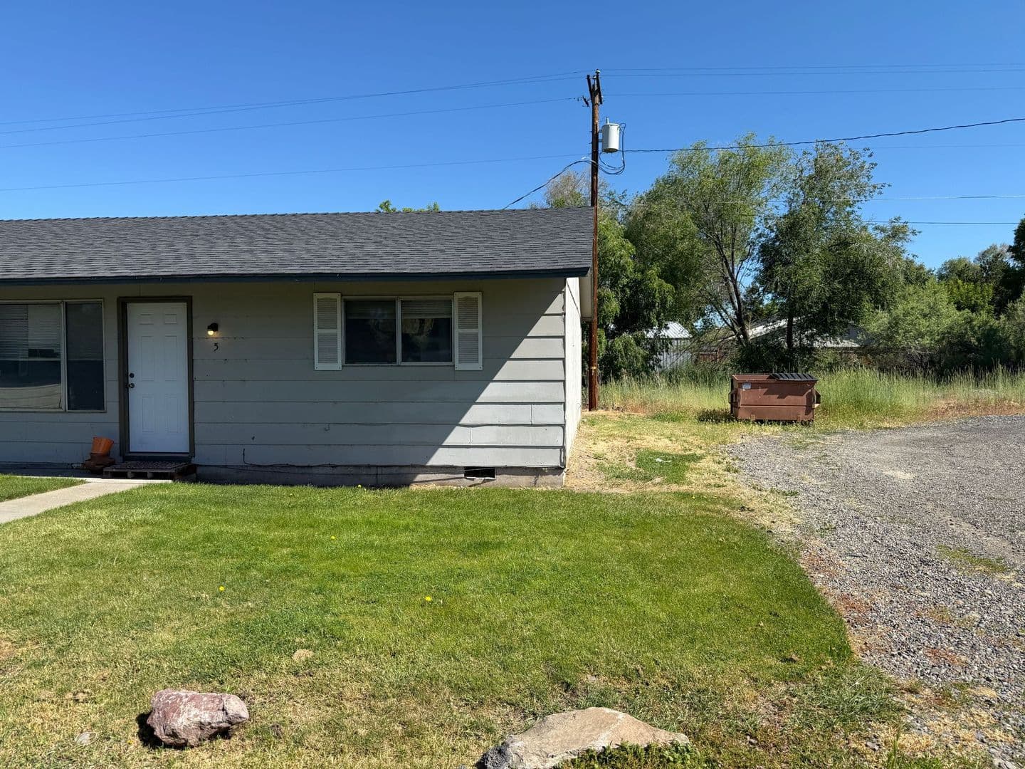Prineville Apartment: 535 NW 5th Street #1 - 5