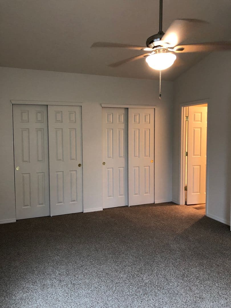 Redmond Townhome: 2002 SW Canyon Dr #7