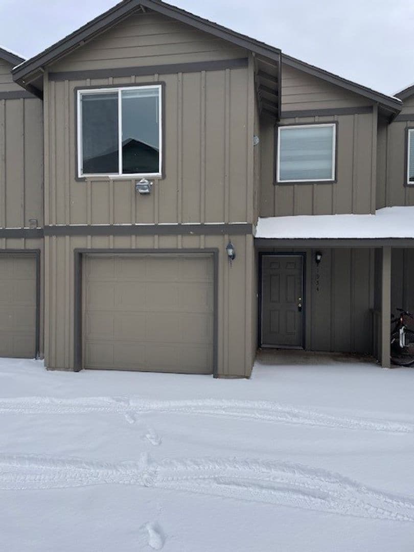 Redmond Townhome: 1954 SW Reindeer Ave.