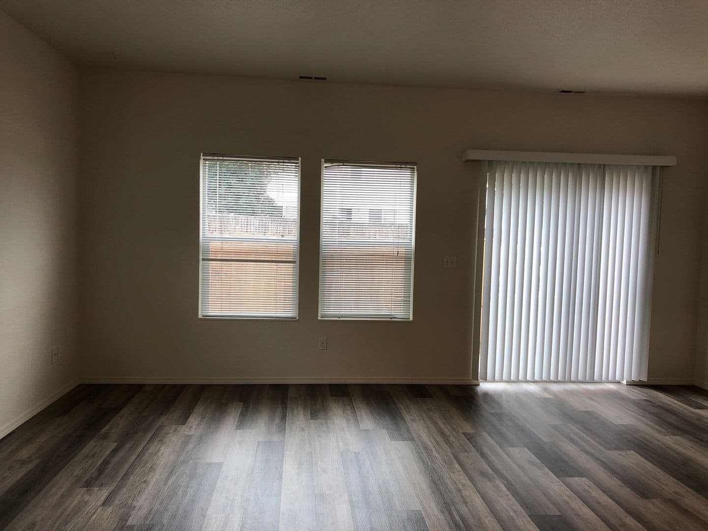 Redmond Townhome: 2002 SW Canyon Dr #7