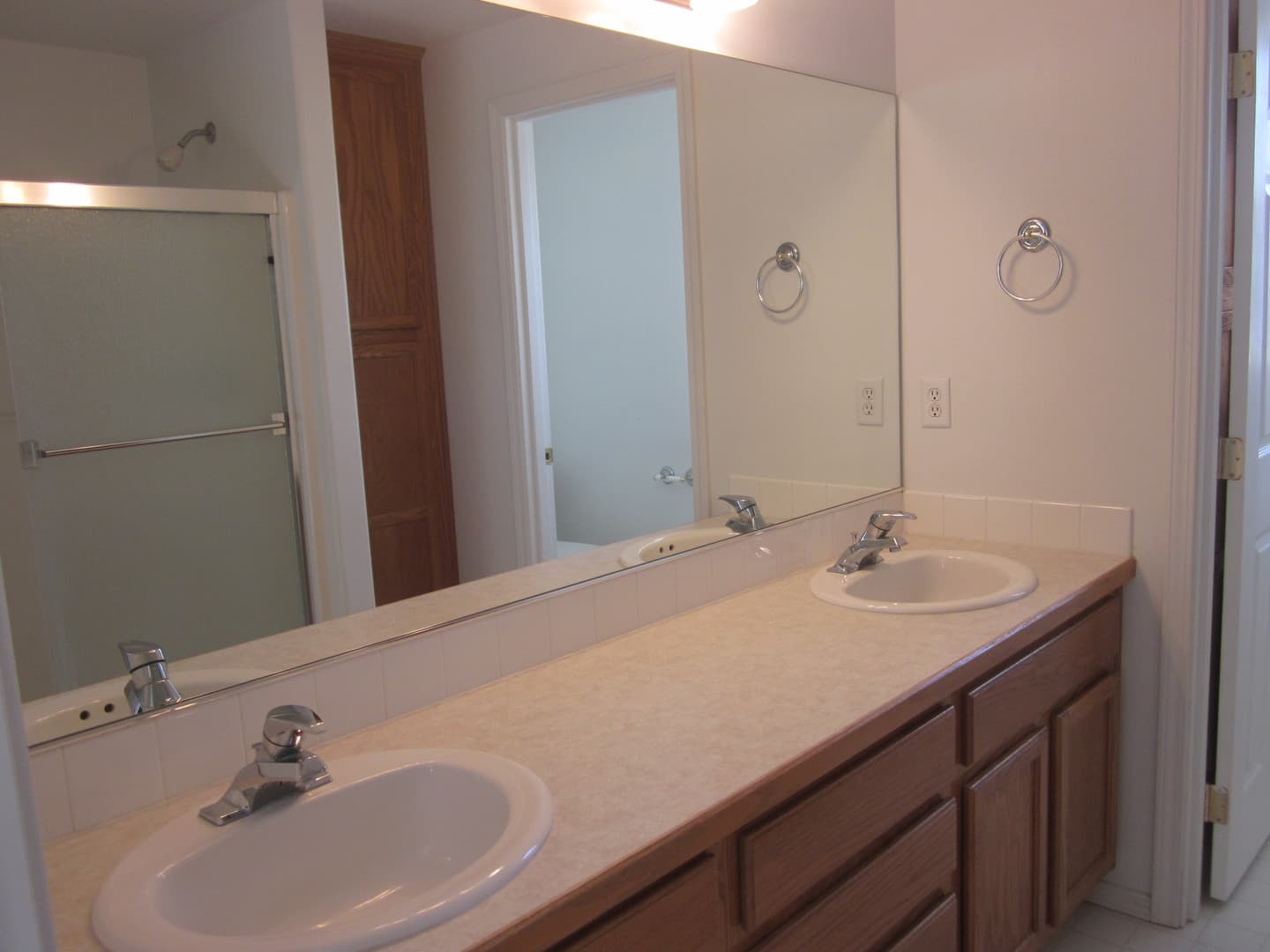 Redmond House: 2050 NW Poplar Place