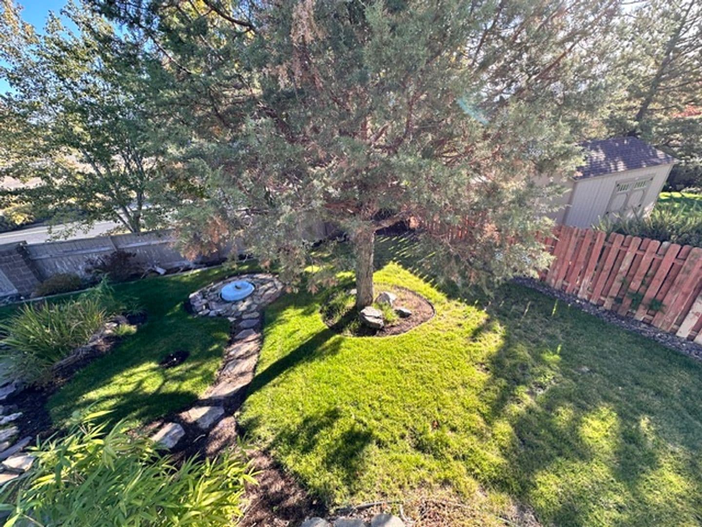 Redmond House: 3713 SW Volcano Ave