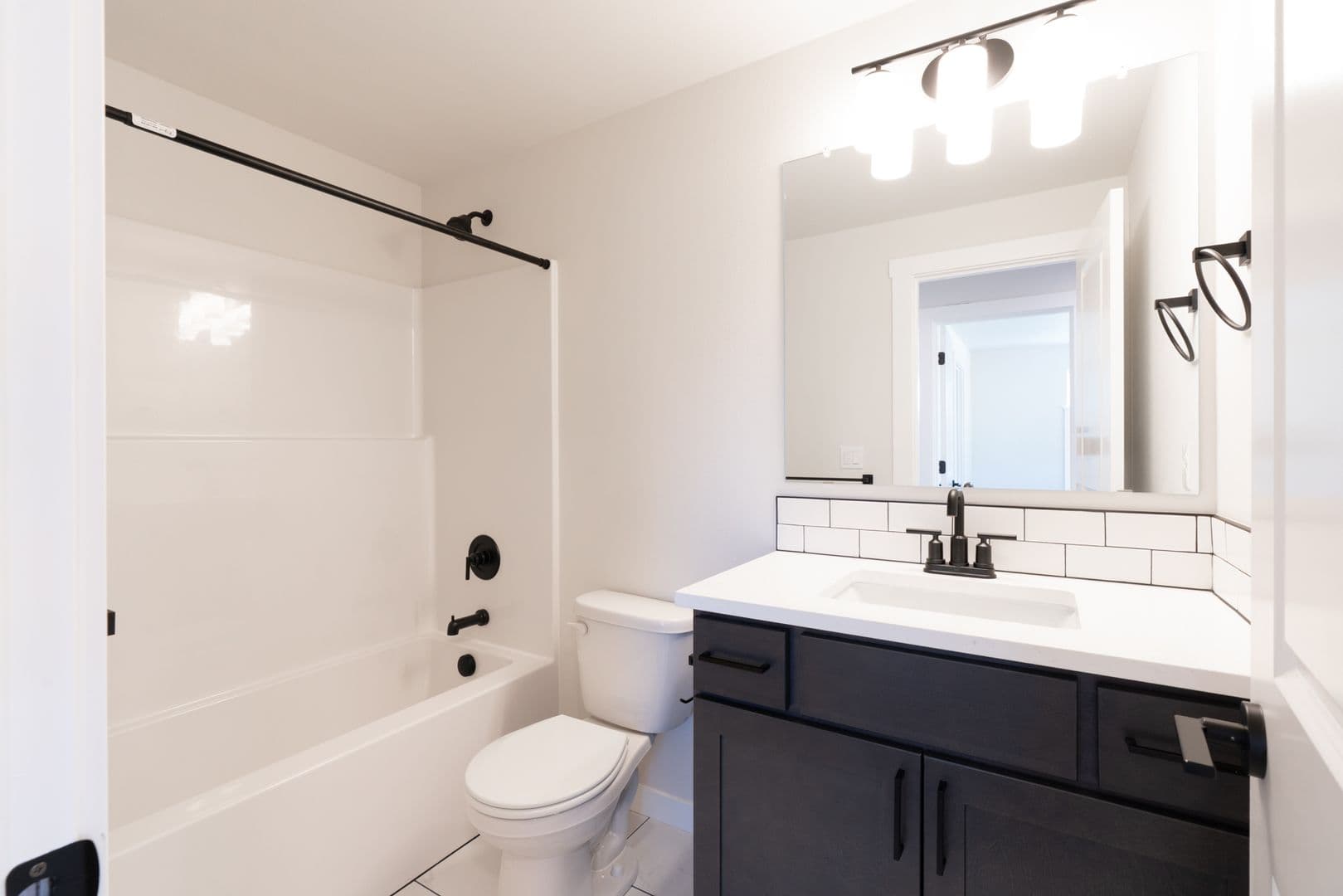 Redmond Multiplex: 3082 SW 46th St