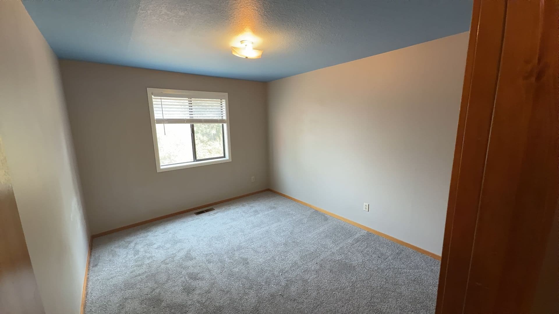Bend House: 2741 NE Laramie Way