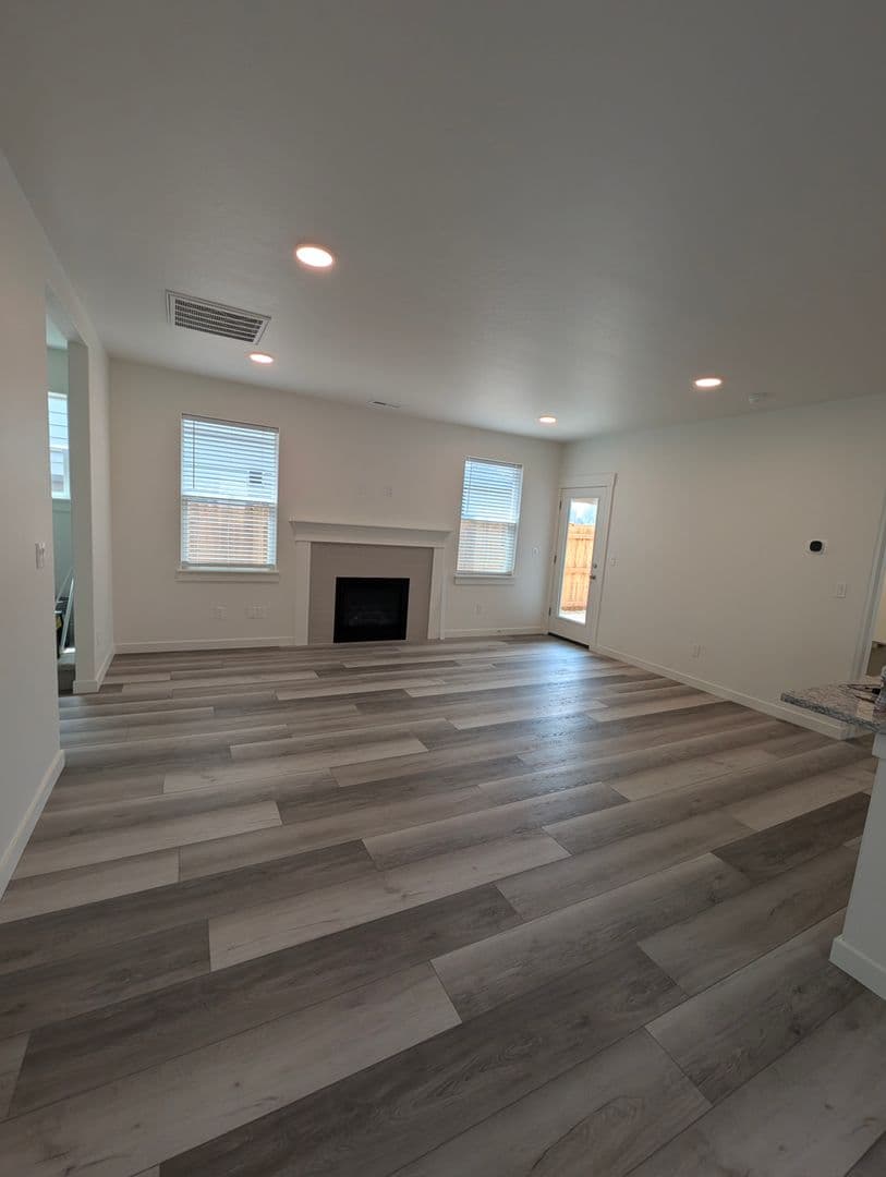 Bend House: 61073 NE Unity Place
