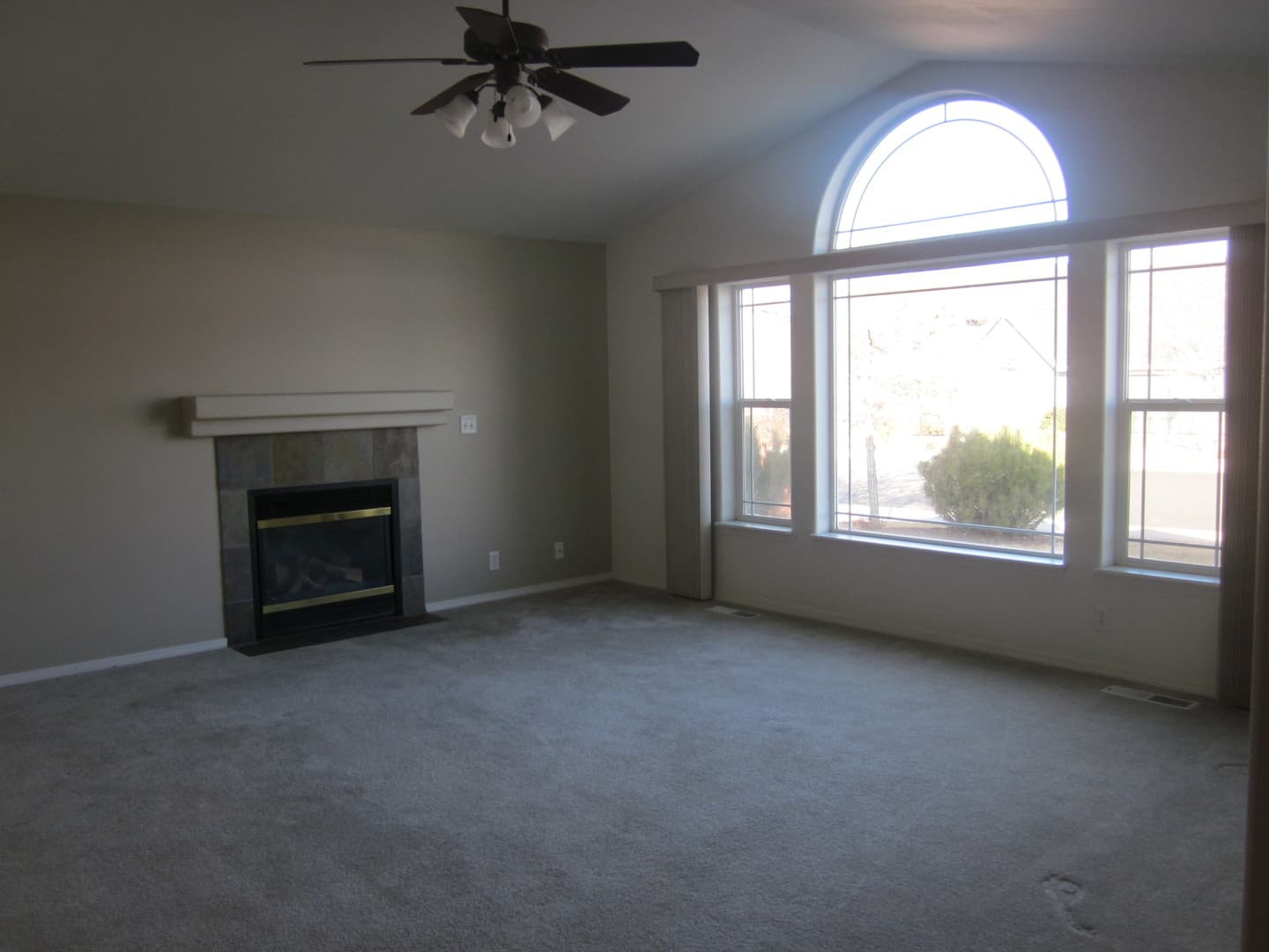 Redmond House: 2050 NW Poplar Place