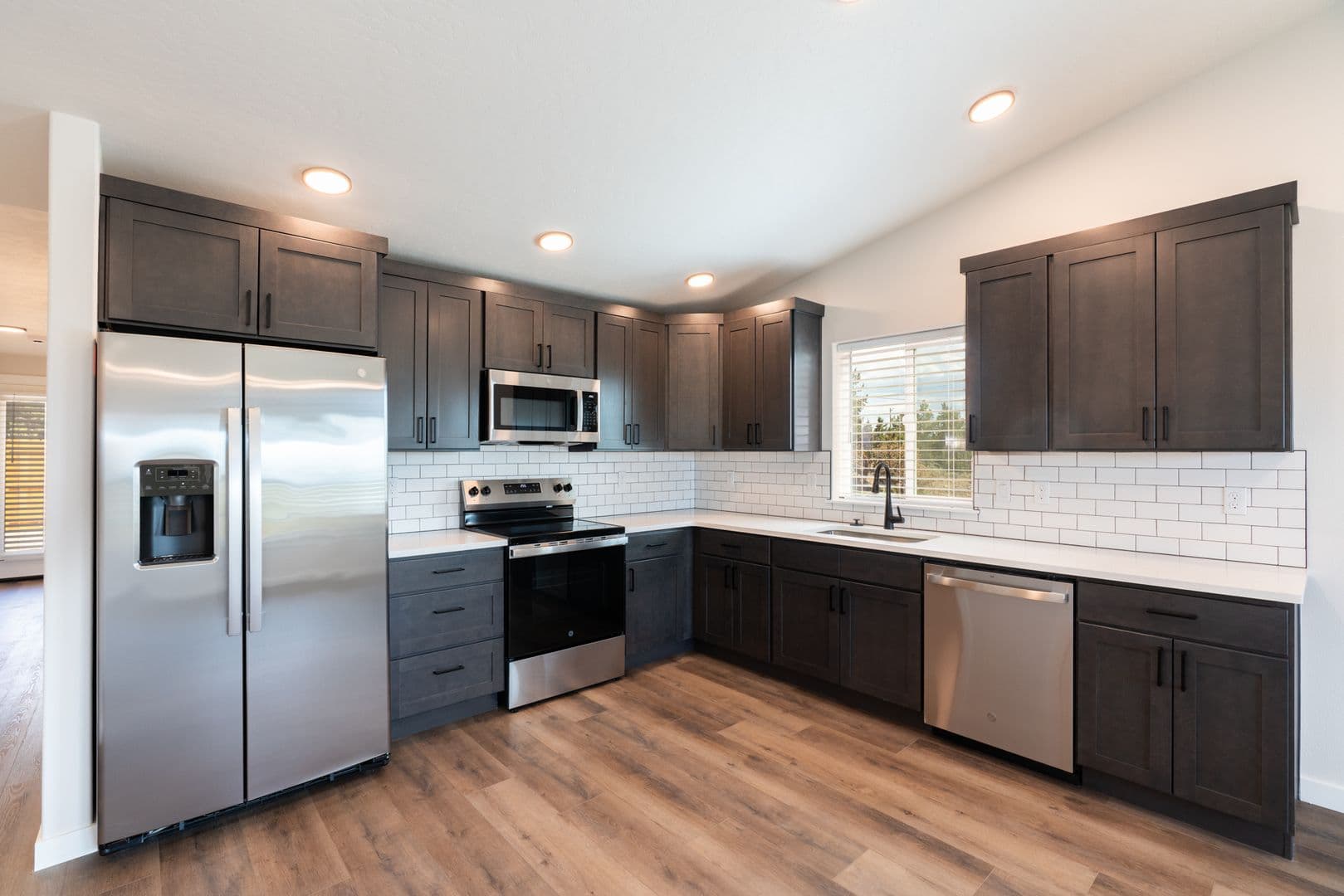Redmond Multiplex: 3082 SW 46th St
