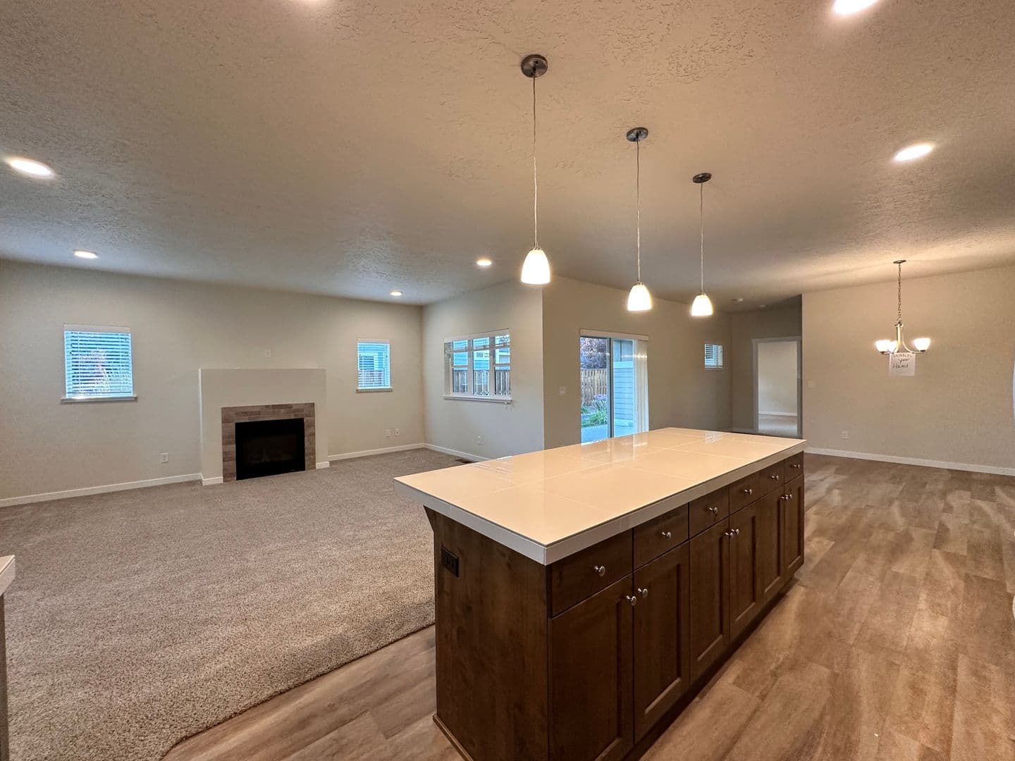 Prineville House: 742 NE Union Loop