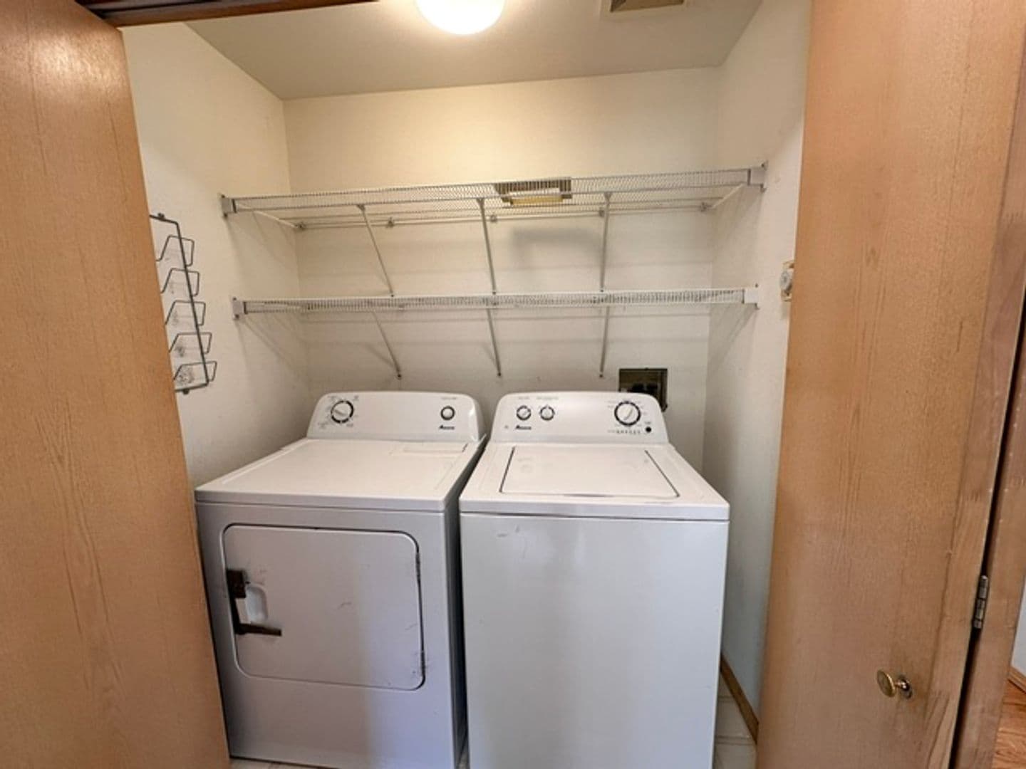 Redmond House: 3713 SW Volcano Ave