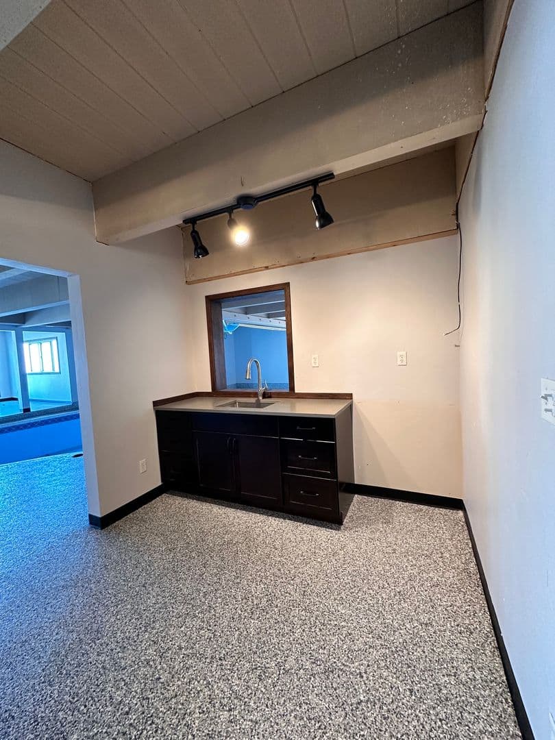Culver House: 10747 SW Mintken Road