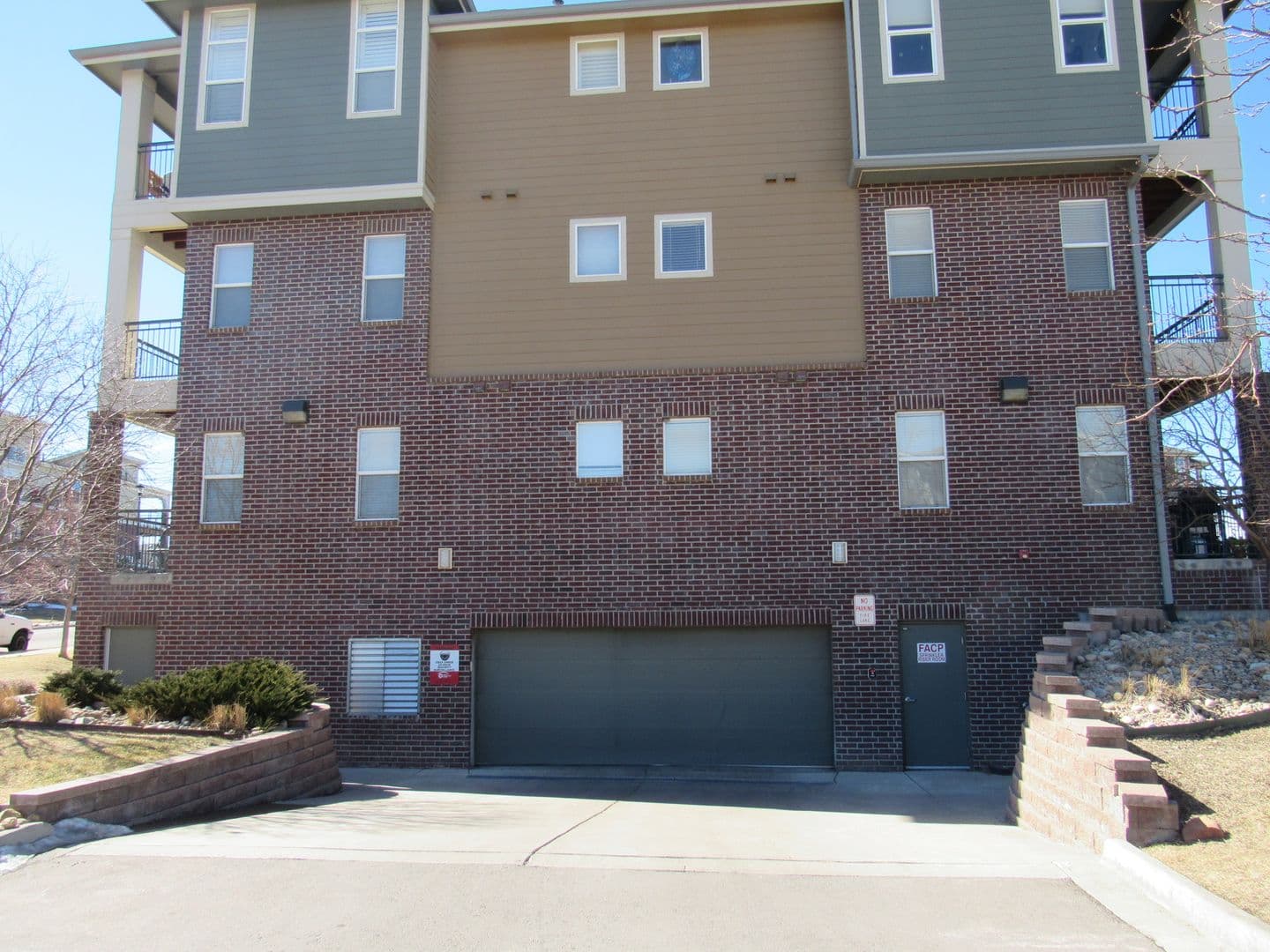 Thornton Condo: 3601 E 103rd Cir #B13