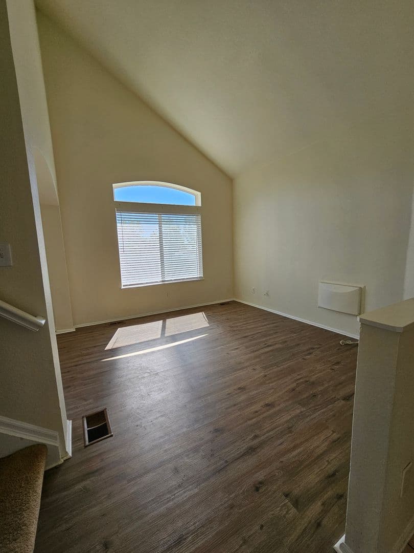 Broomfield House: 12236 Utica St