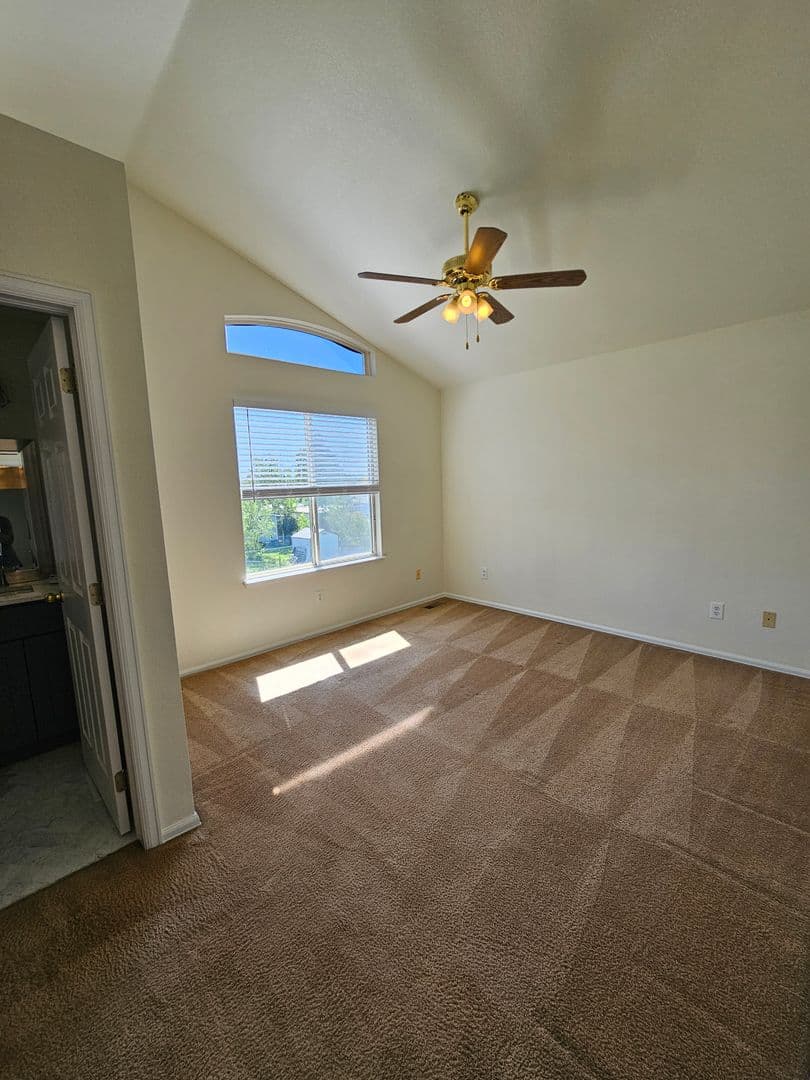 Broomfield House: 12236 Utica St