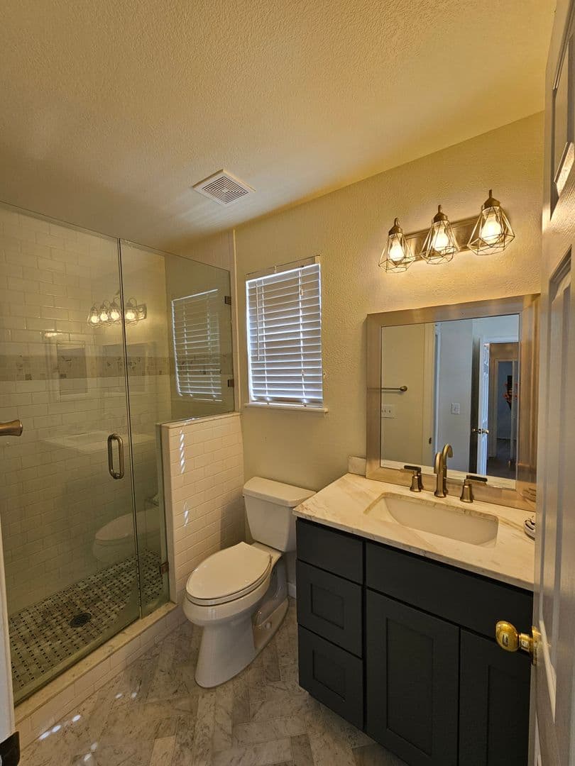 Broomfield House: 12236 Utica St