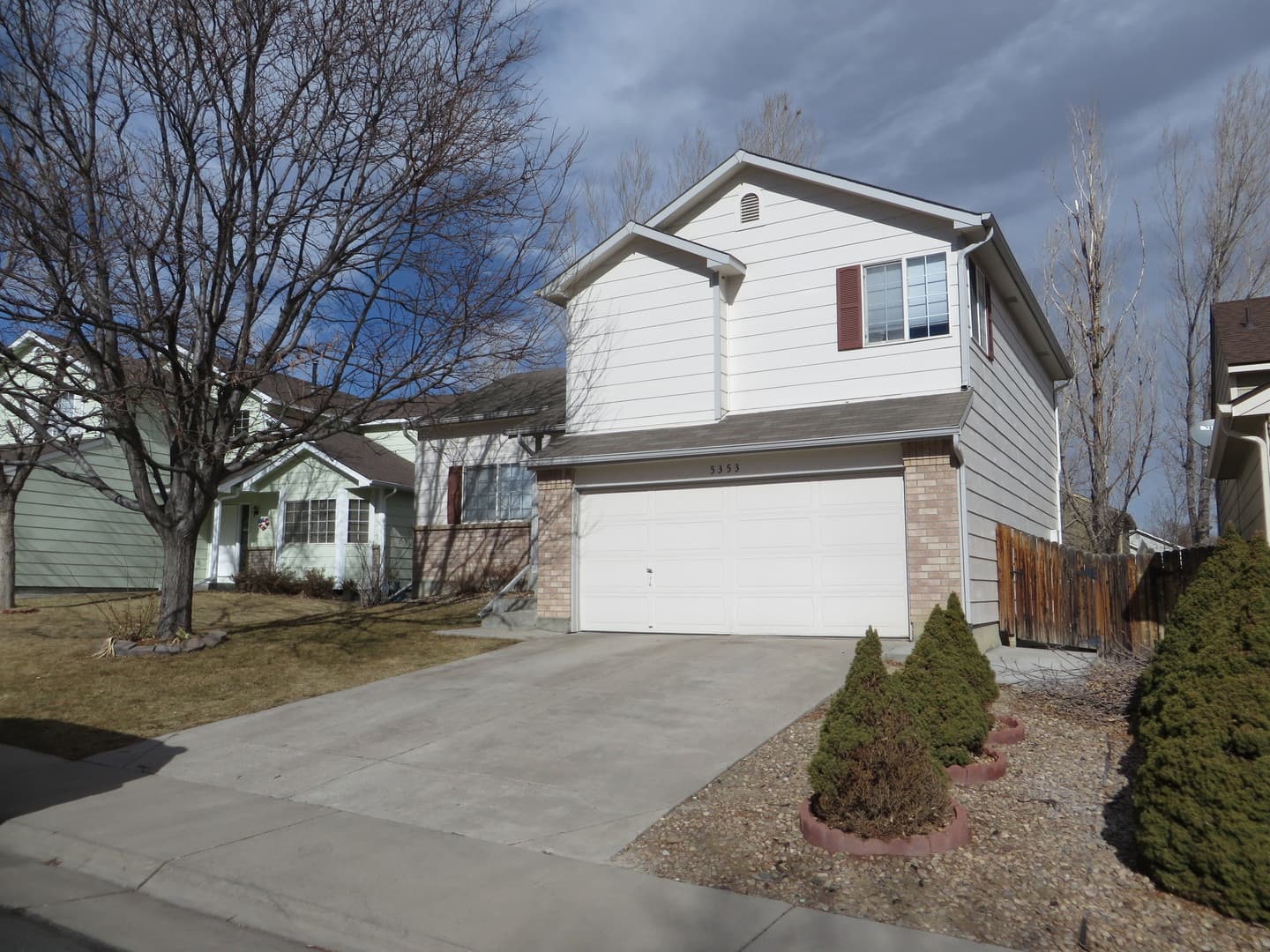 Thornton House: 5353 E 128th Cir