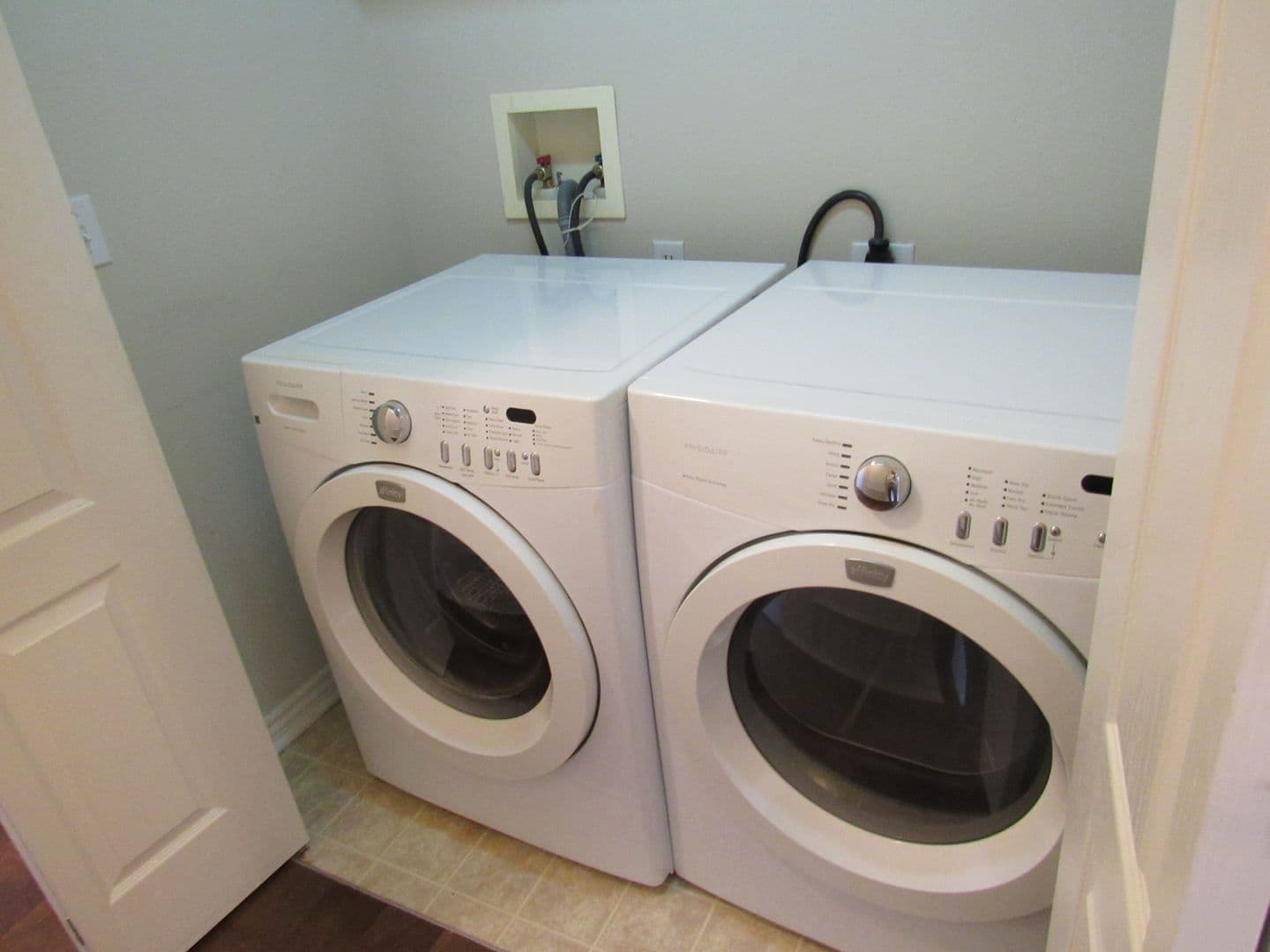 Thornton Condo: 3601 E 103rd Cir #B13