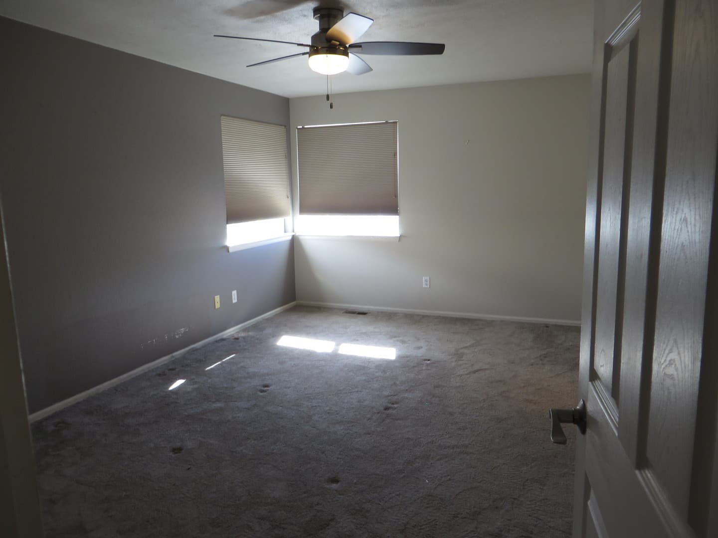 Thornton House: 5353 E 128th Cir