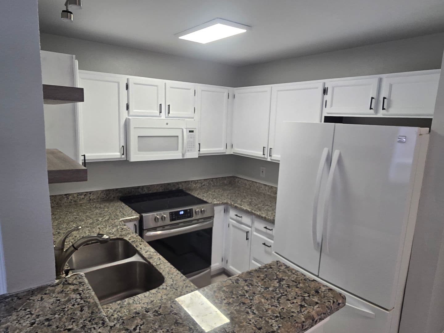 Arvada House: 7883 Allison Way #202