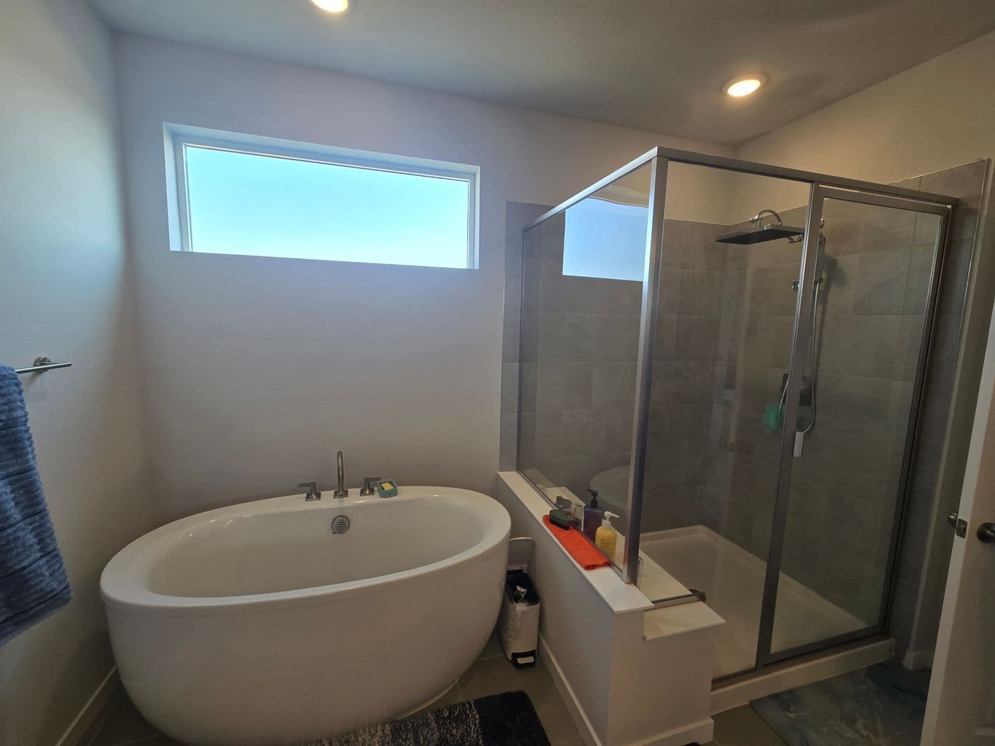 Erie House: 1431 Loraine Cir N