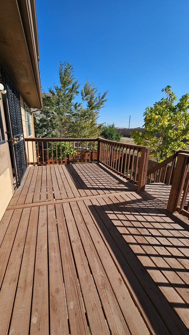 Thornton House: 9400 Yucca Way