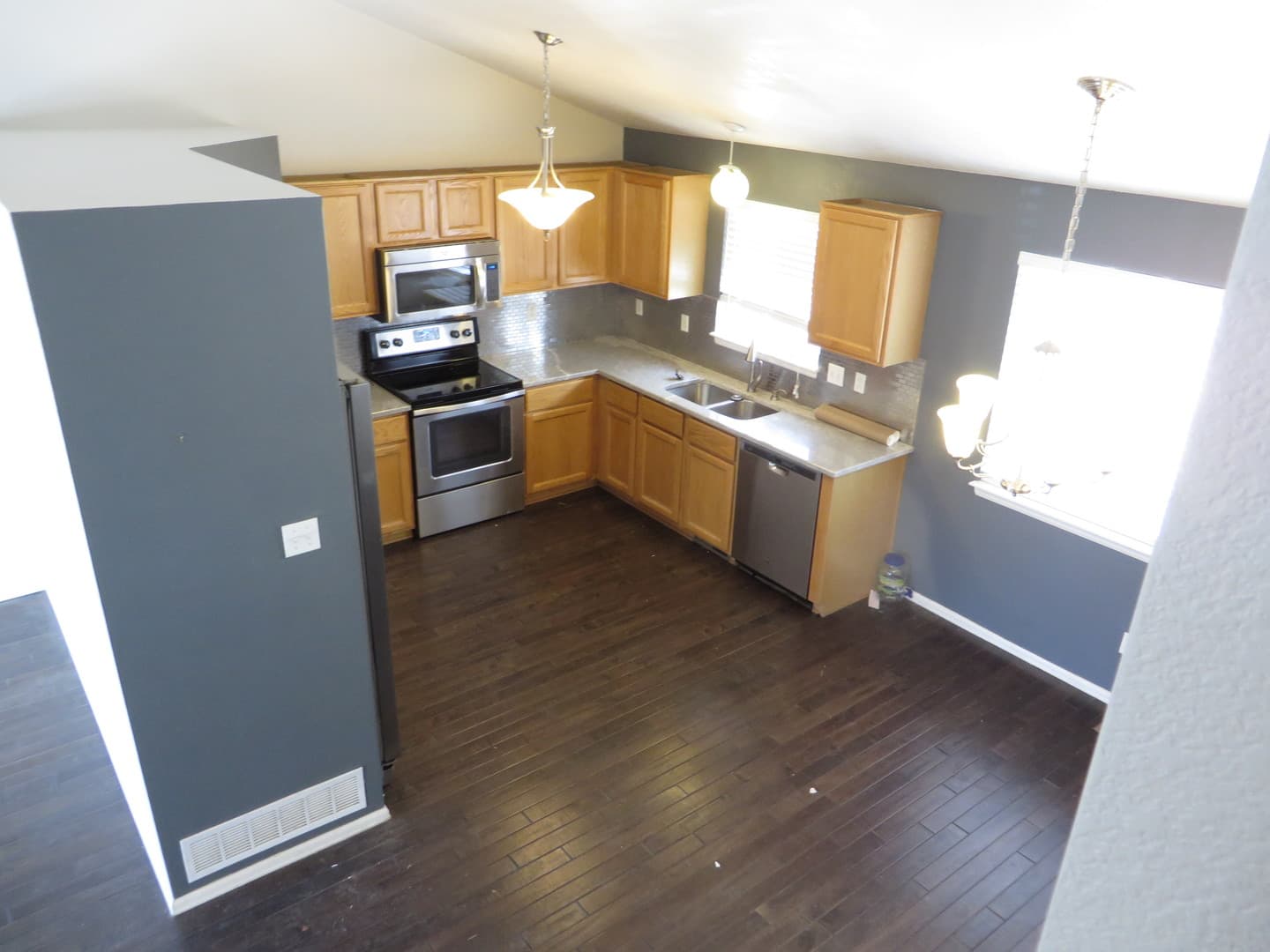 Thornton House: 5353 E 128th Cir