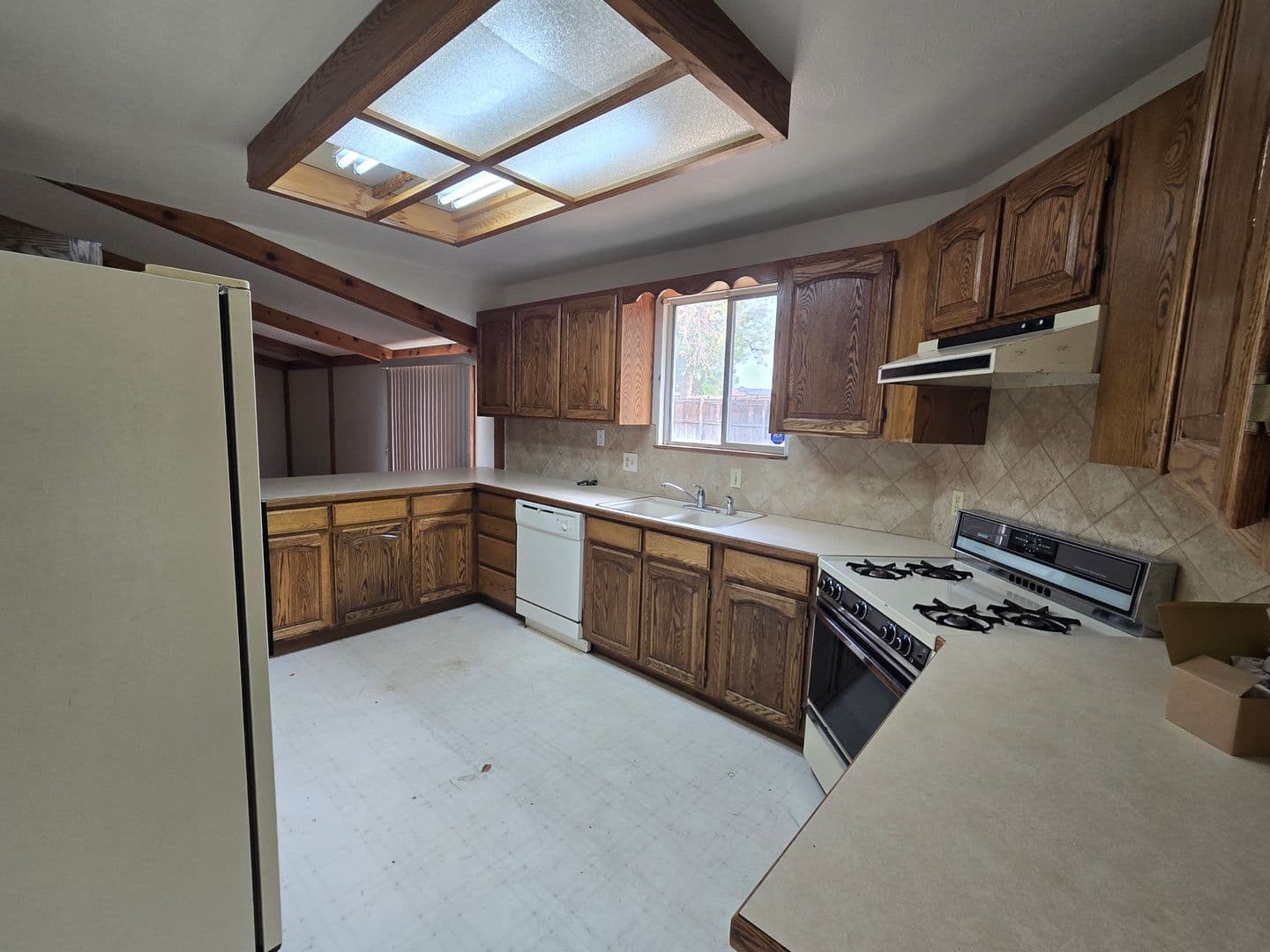Thornton House: 3409 E 99th Drive