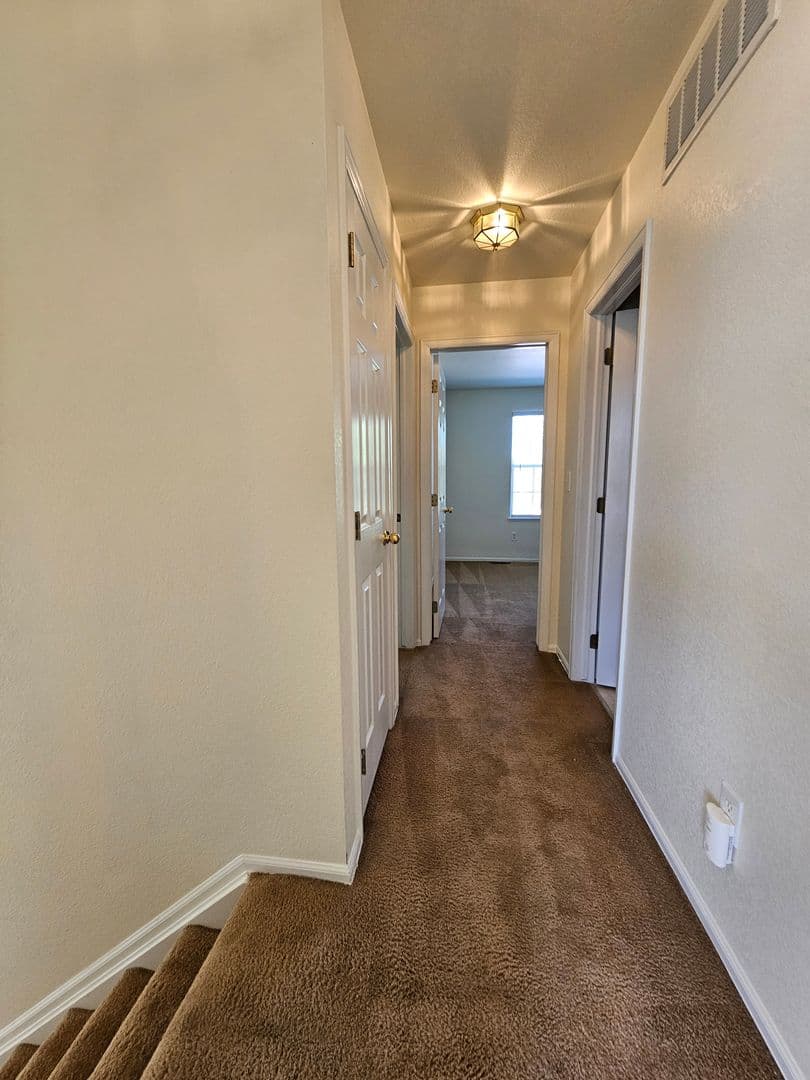 Broomfield House: 12236 Utica St