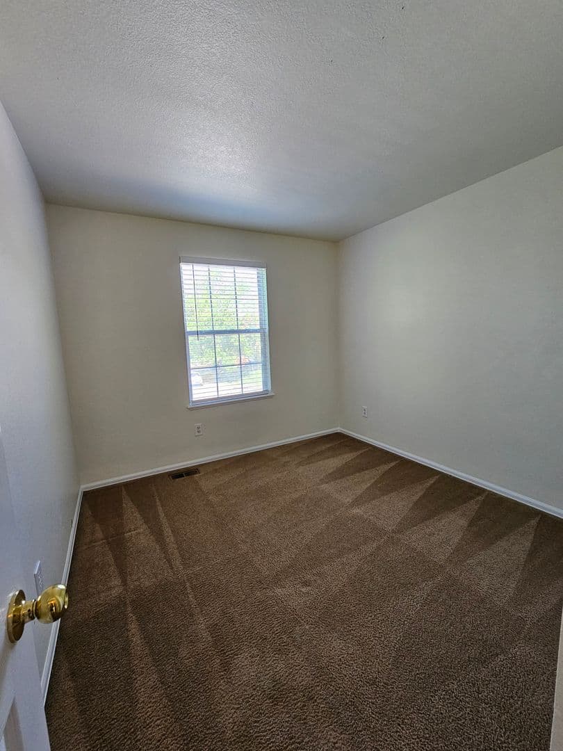 Broomfield House: 12236 Utica St