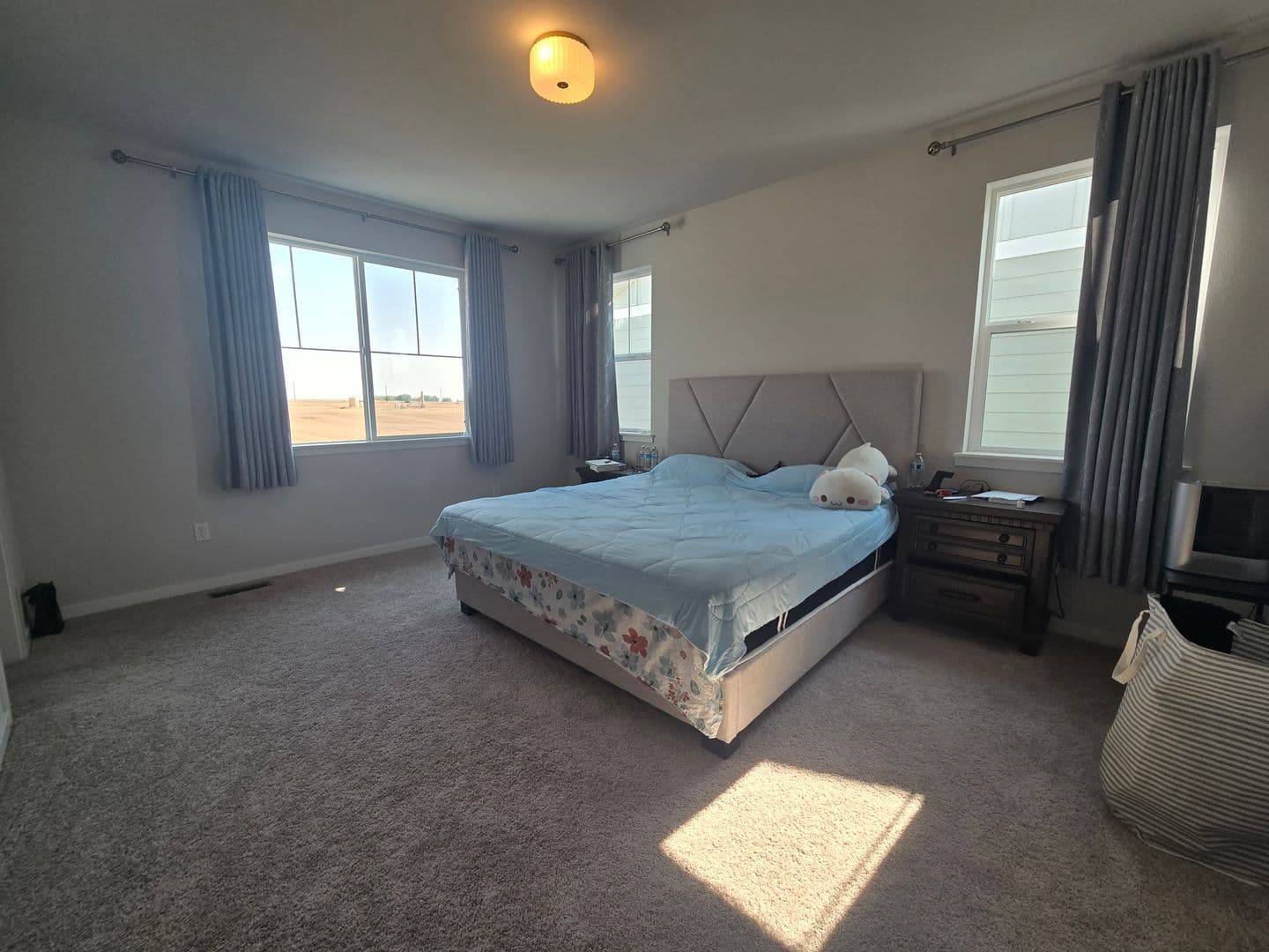 Erie House: 1431 Loraine Cir N