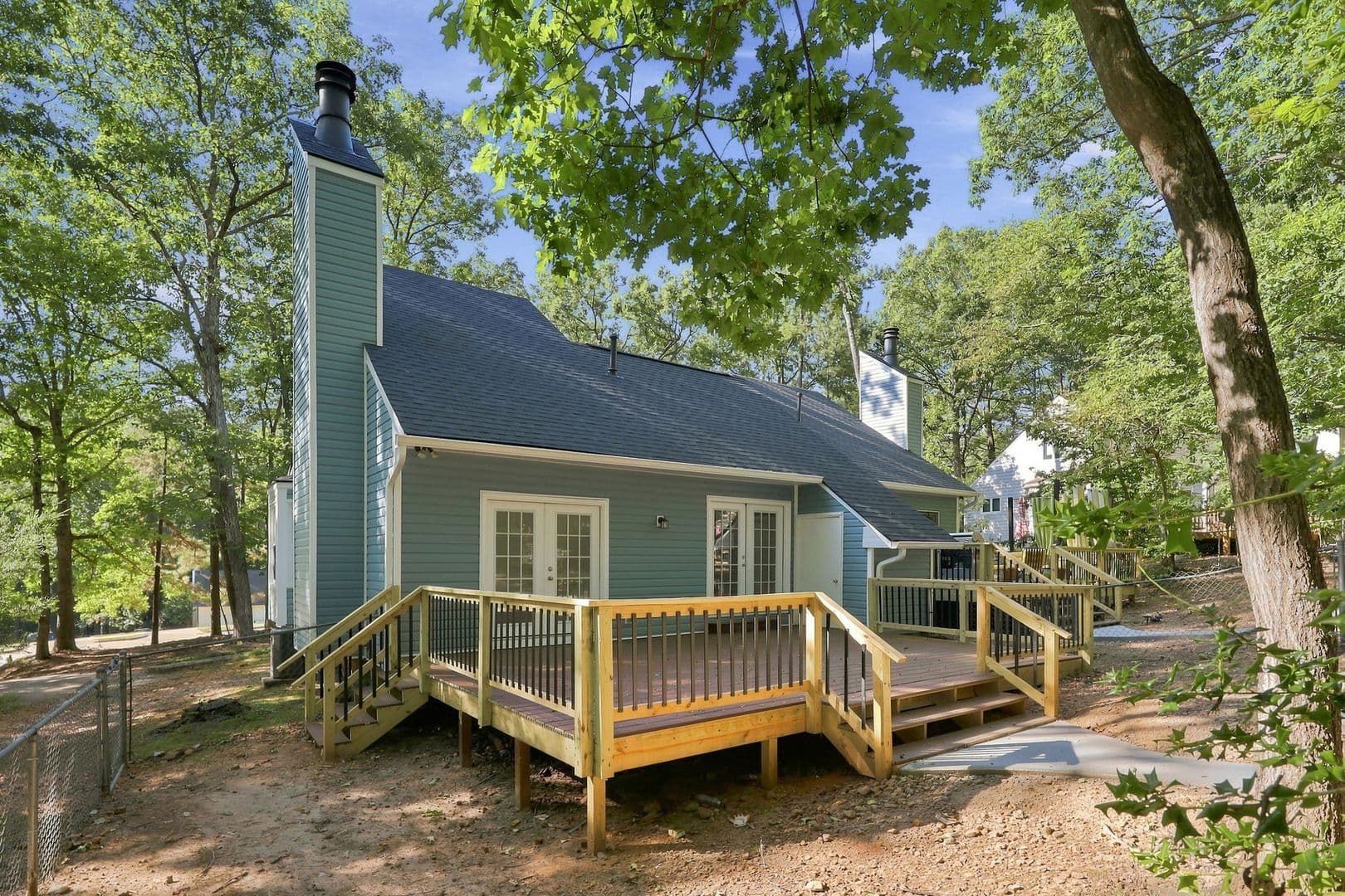 Raleigh House: 4011 Arckelton Dr.