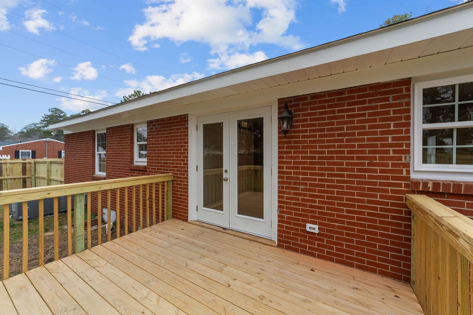 Smithfield House: 105 Shady Lane Dr.