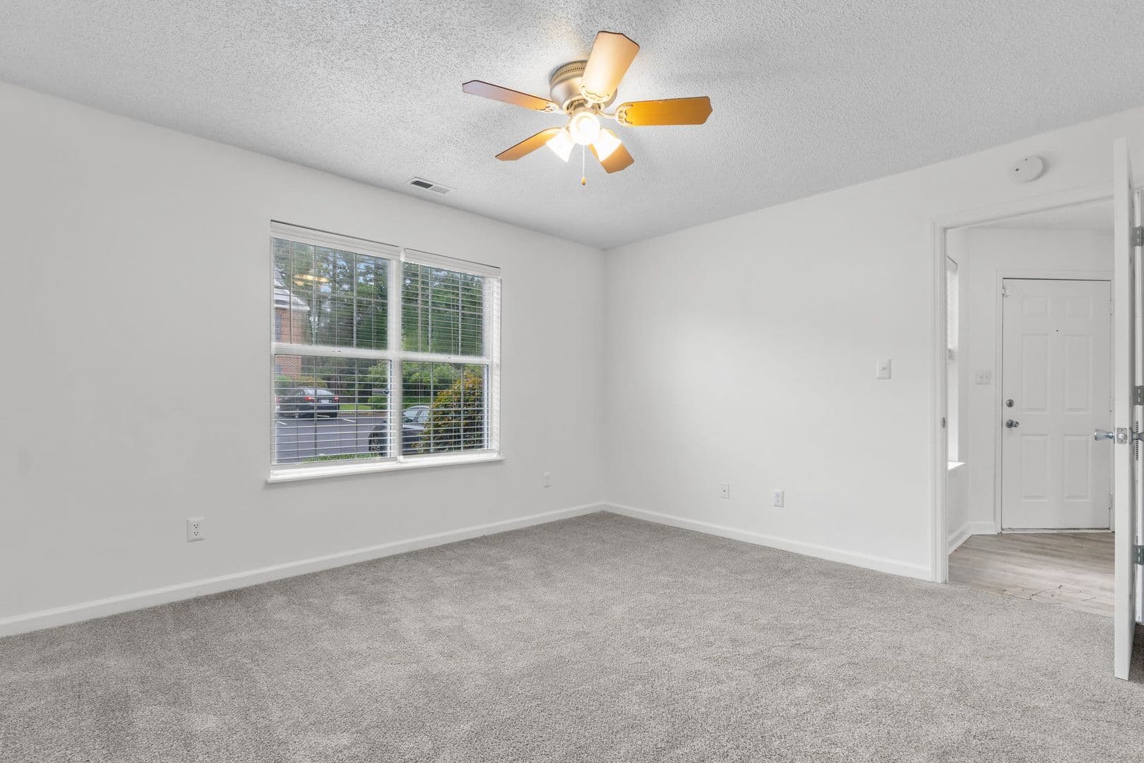 Fayetteville Apartment: 208-246 Partners Way