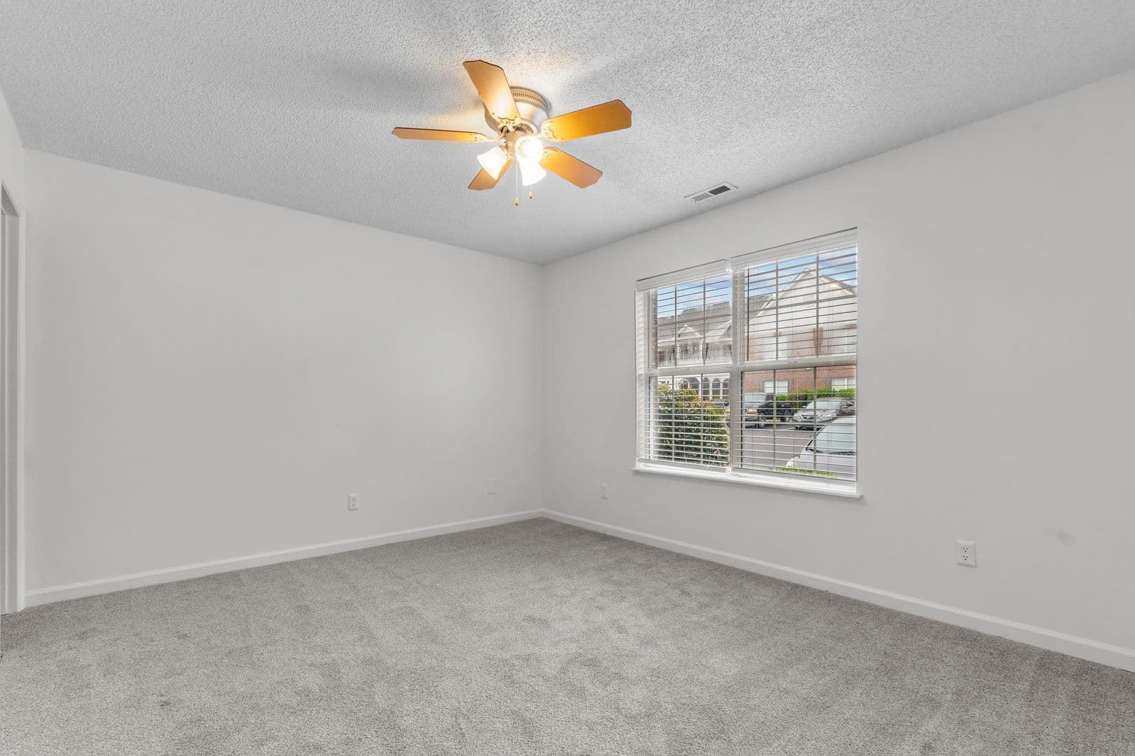 Fayetteville Apartment: 208-246 Partners Way