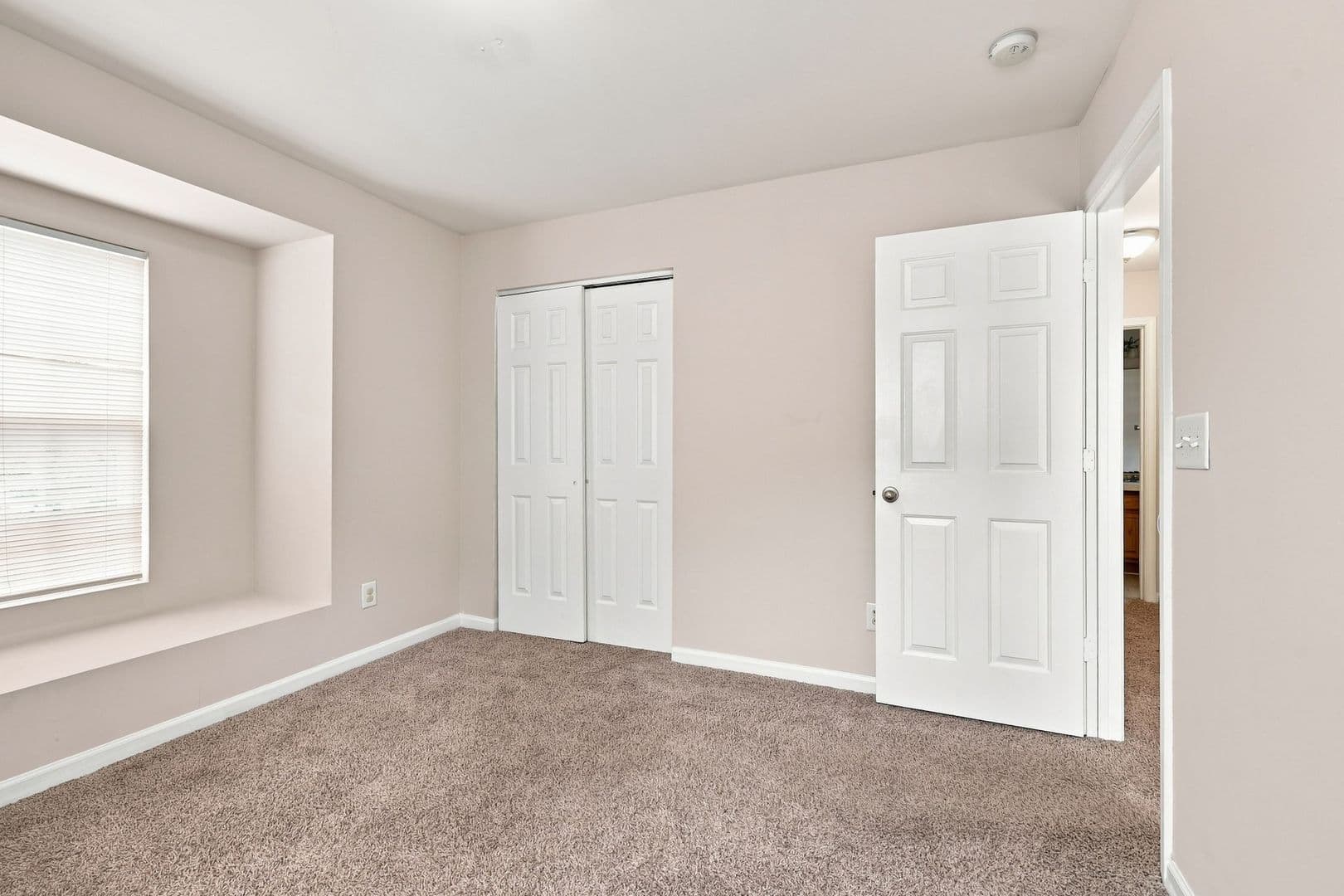 Raleigh House: 3742 Marshlane Way