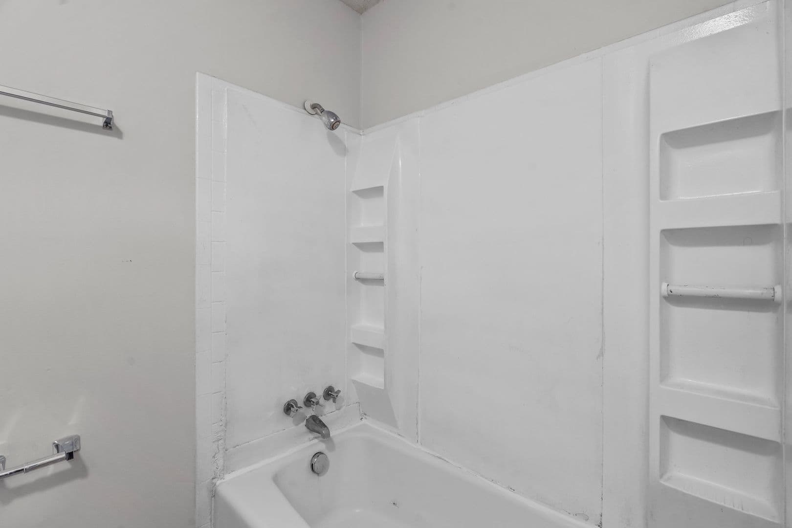 Mebane Apartment: 300 E McPherson Dr