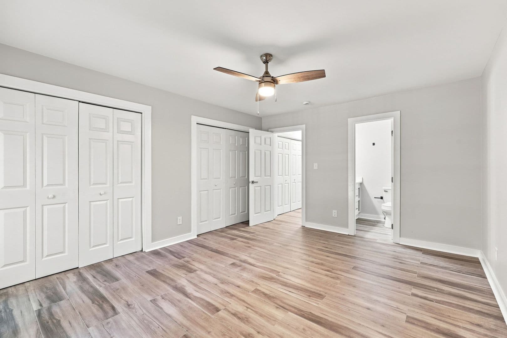 Raleigh House: 4011 Arckelton Dr.