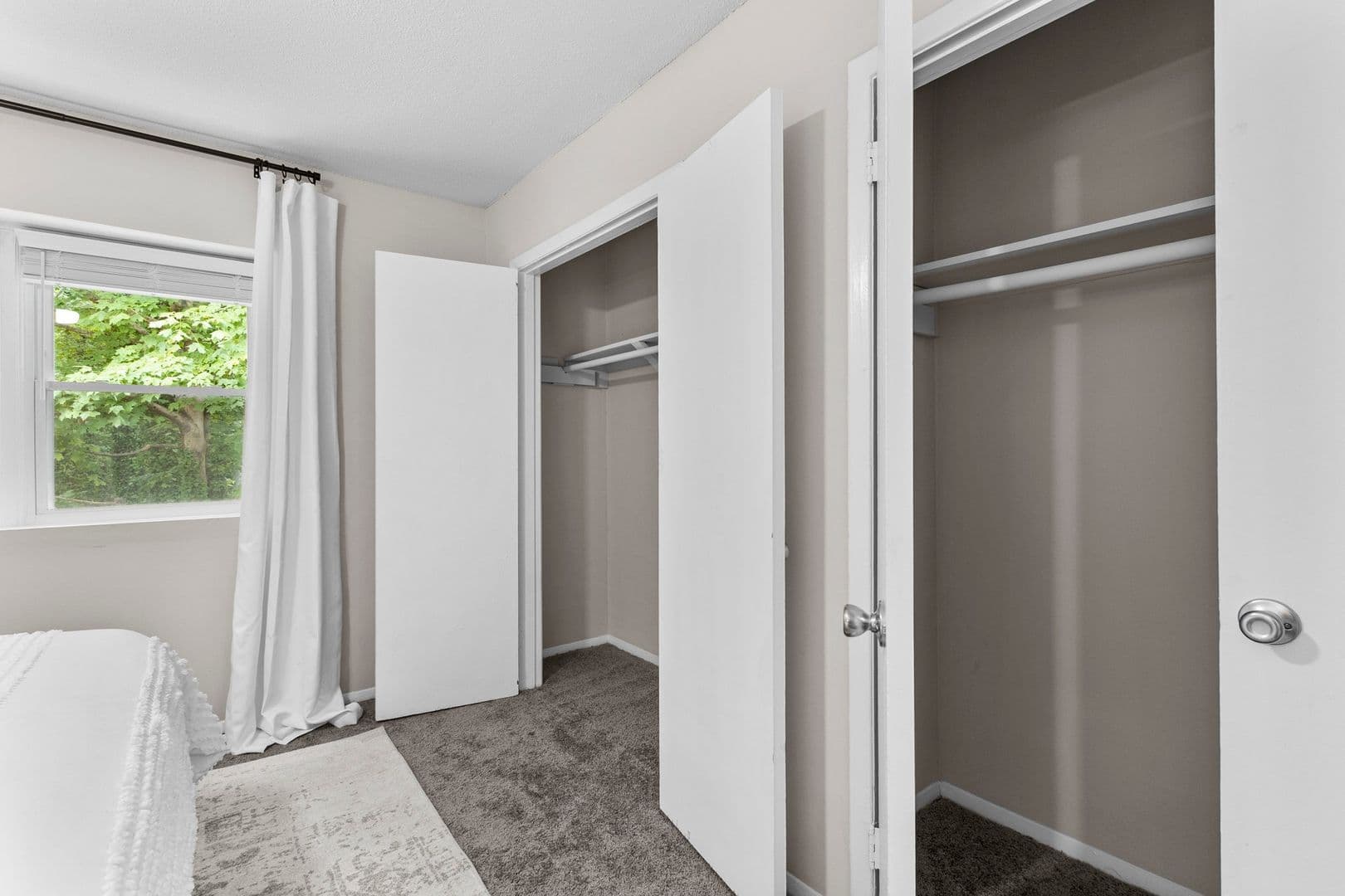 Mebane Apartment: 300 E McPherson Dr