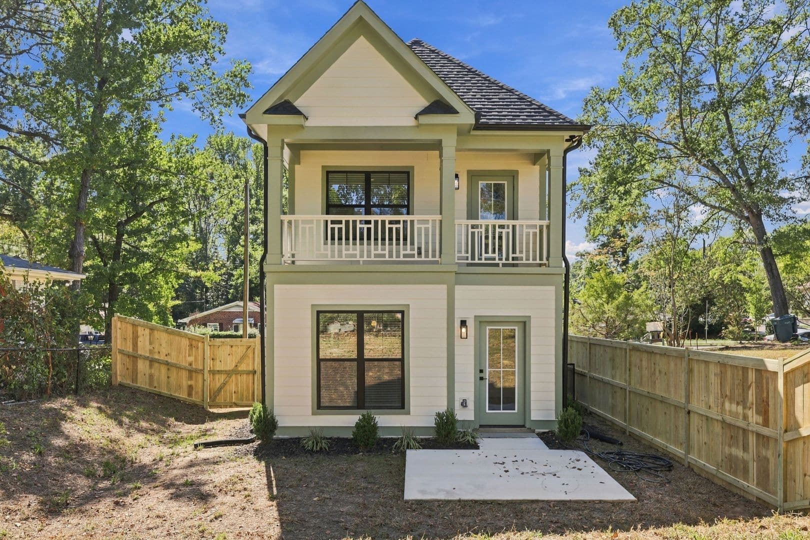 Durham House: 705 Hope Ave