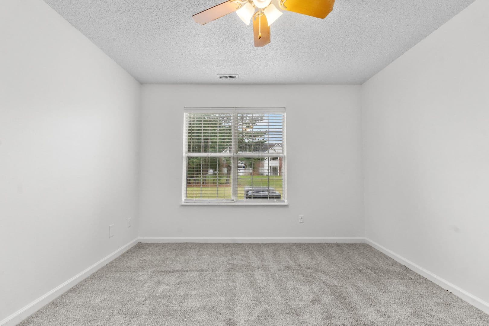 Fayetteville Apartment: 208-246 Partners Way