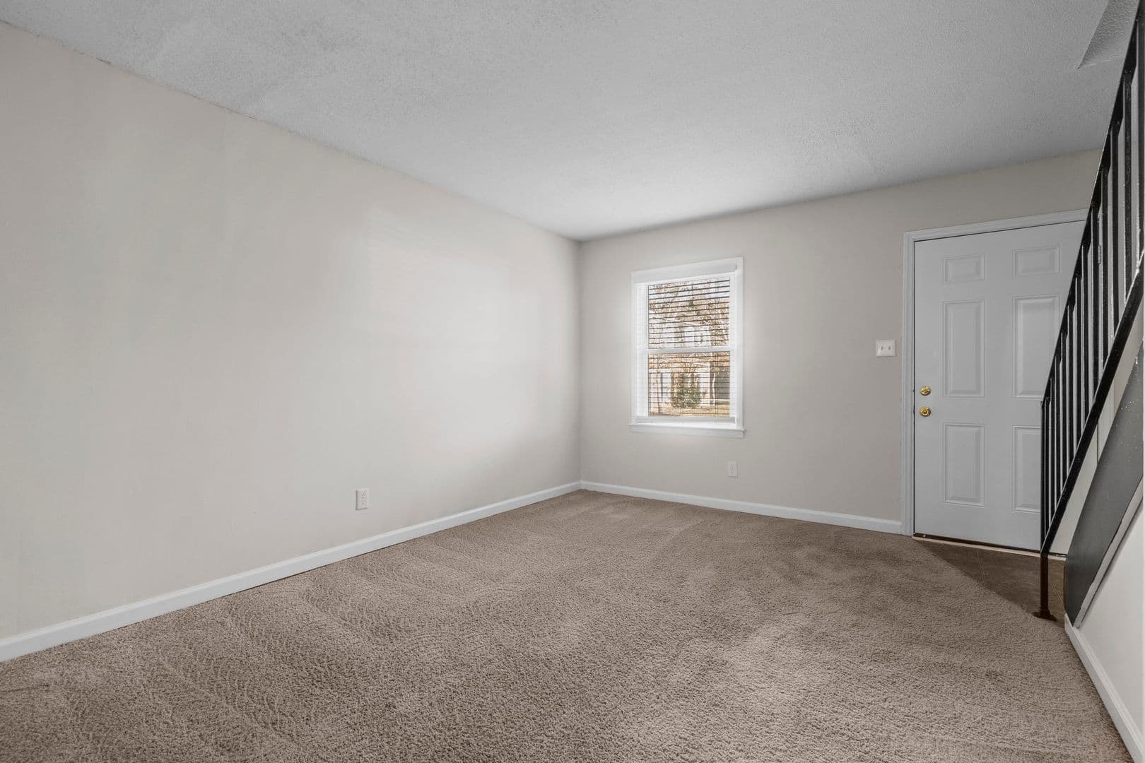 Mebane Apartment: 300 E McPherson Dr
