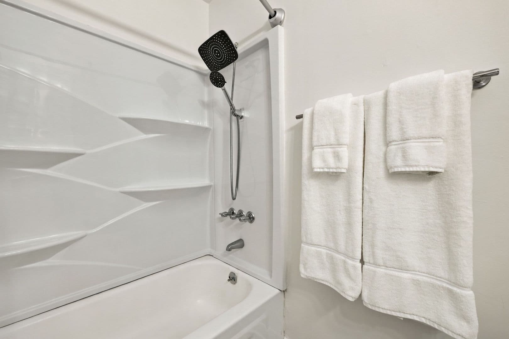 Raleigh Apartment: 1309 Kent Rd