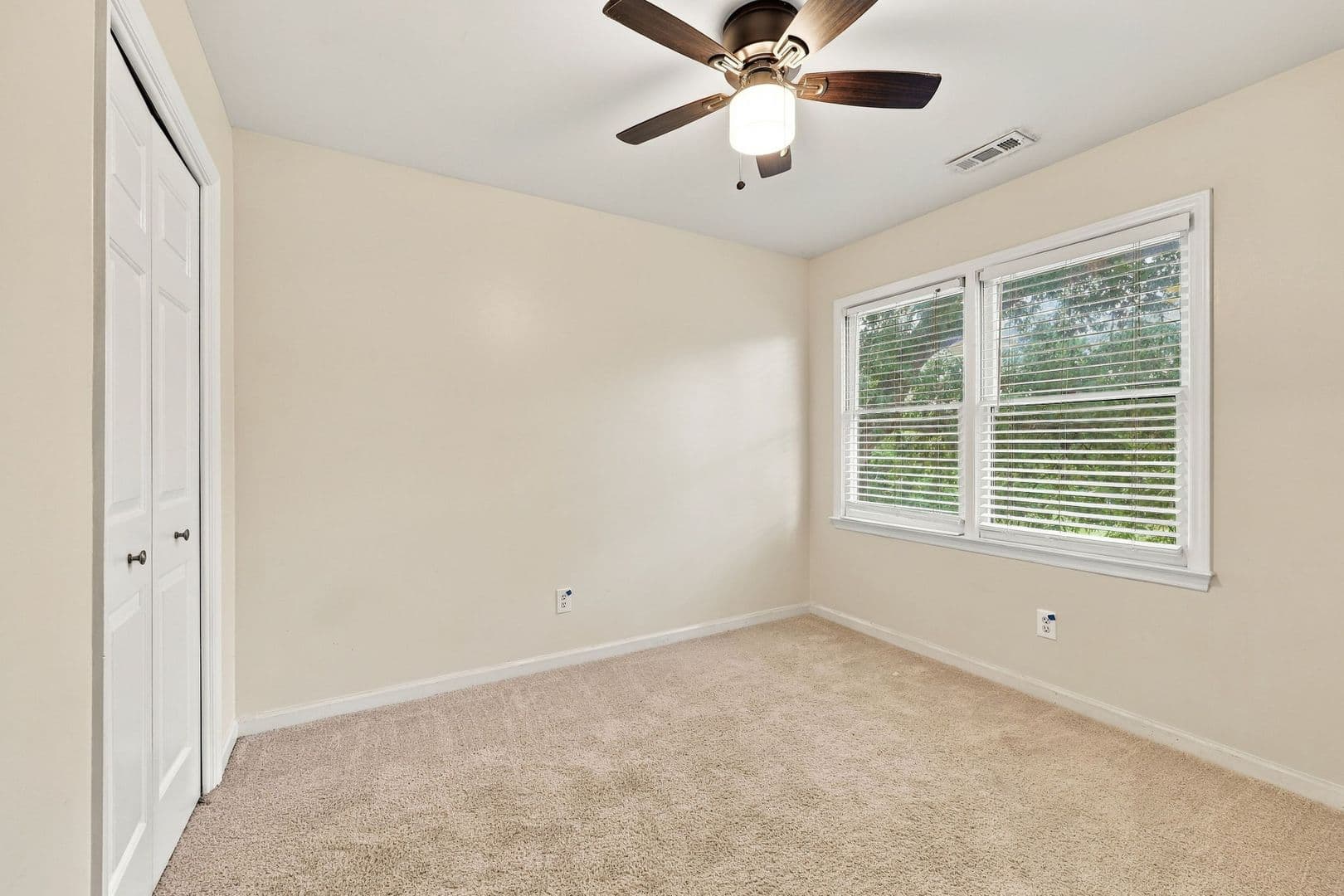 Raleigh House: 4952 Harbour Towne Drive