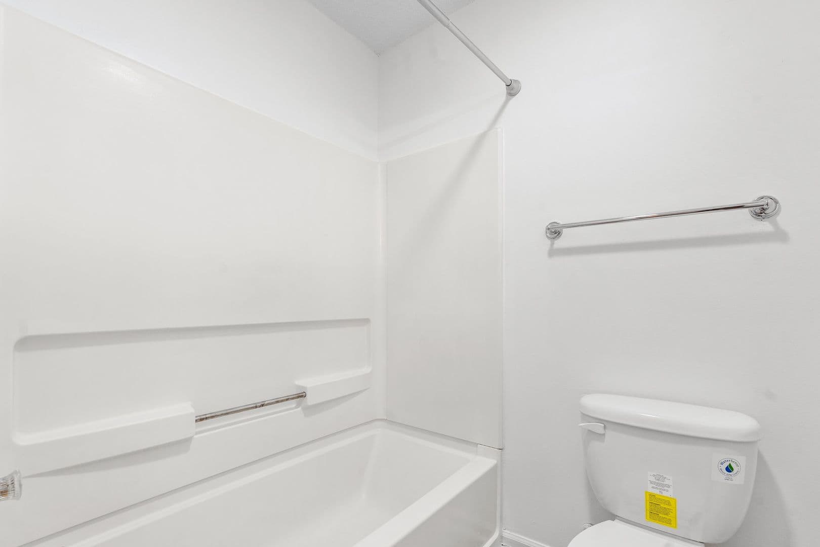 Fayetteville Apartment: 208-246 Partners Way