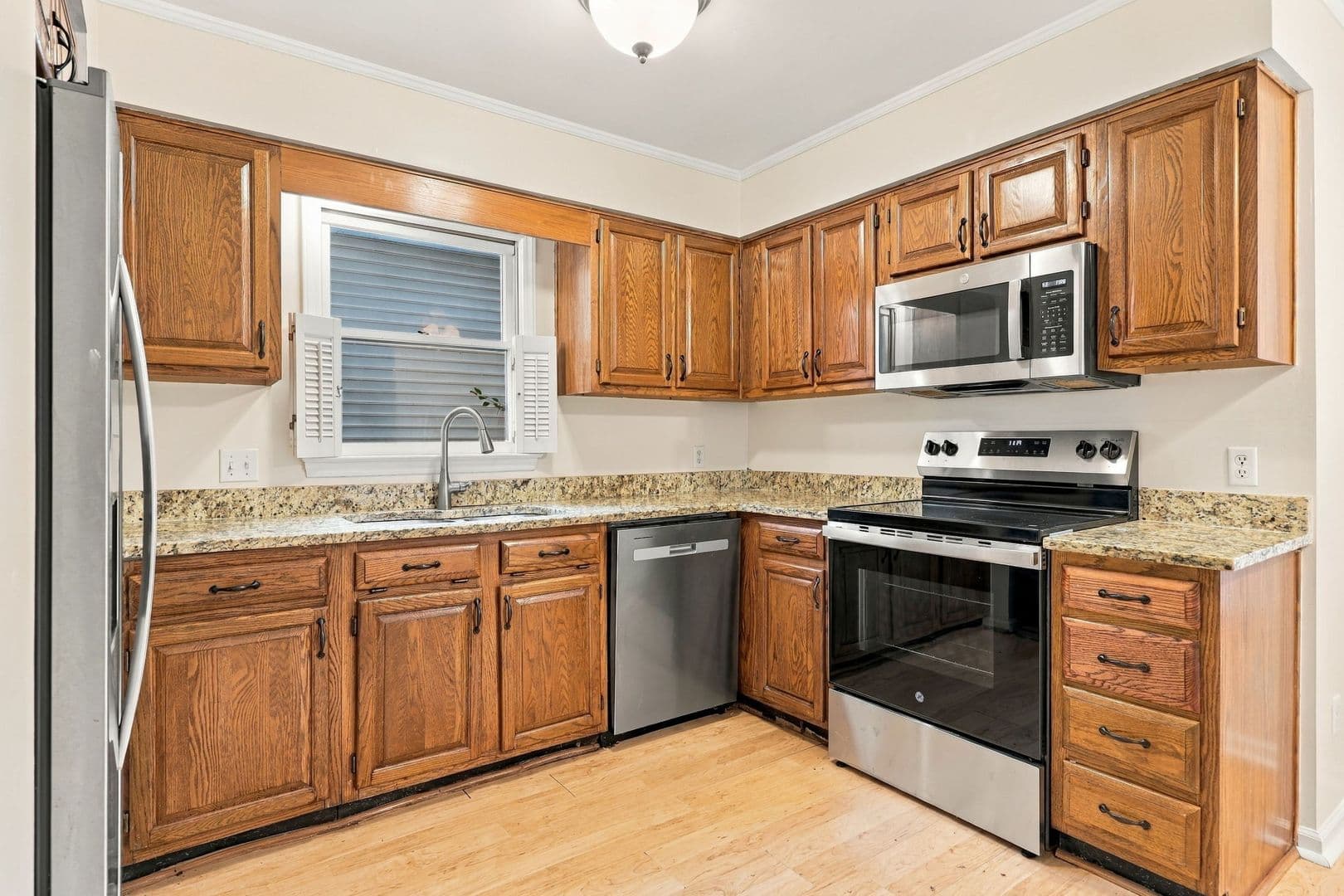 Raleigh House: 4952 Harbour Towne Drive
