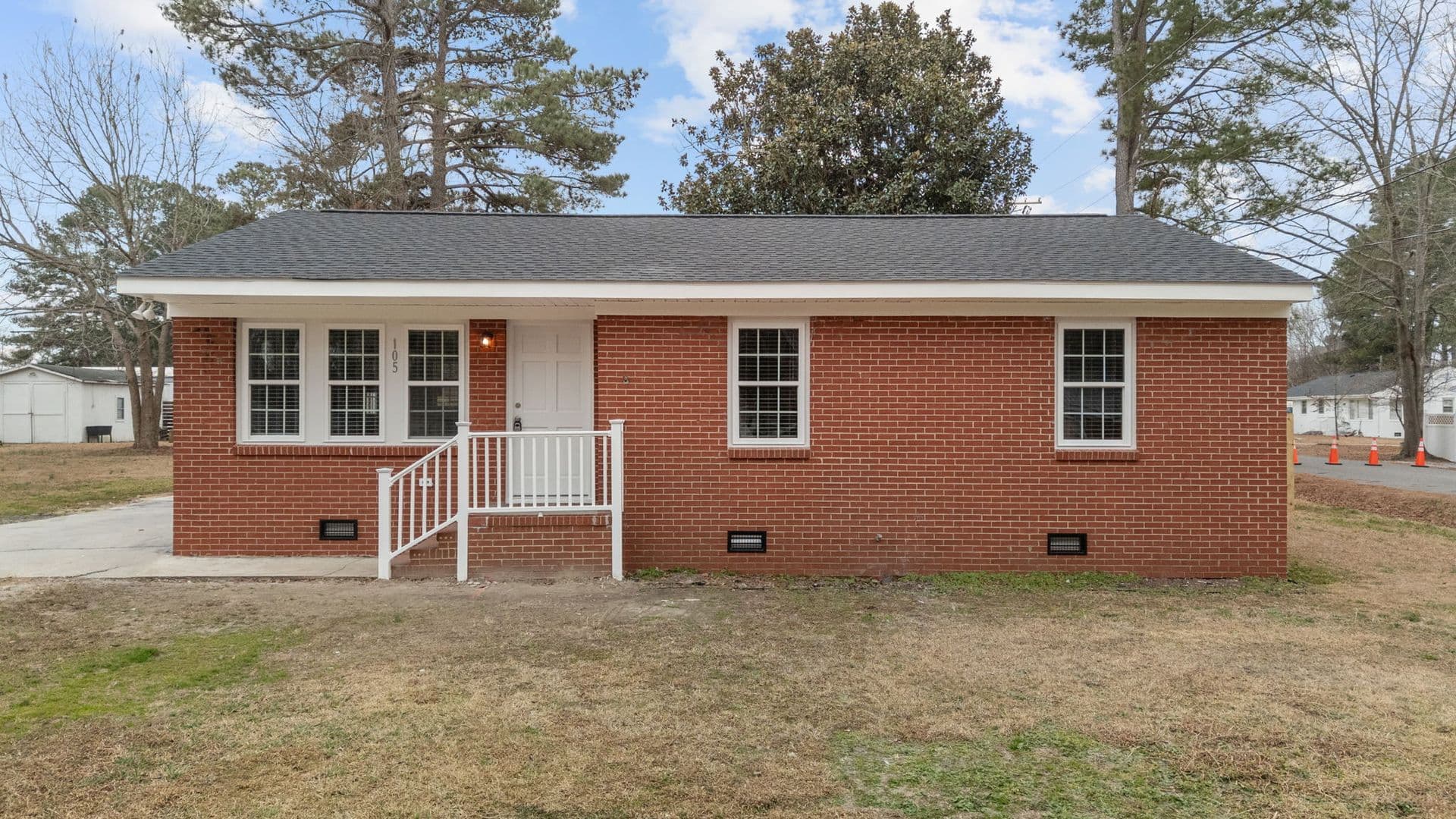 Smithfield House: 105 Shady Lane Dr.