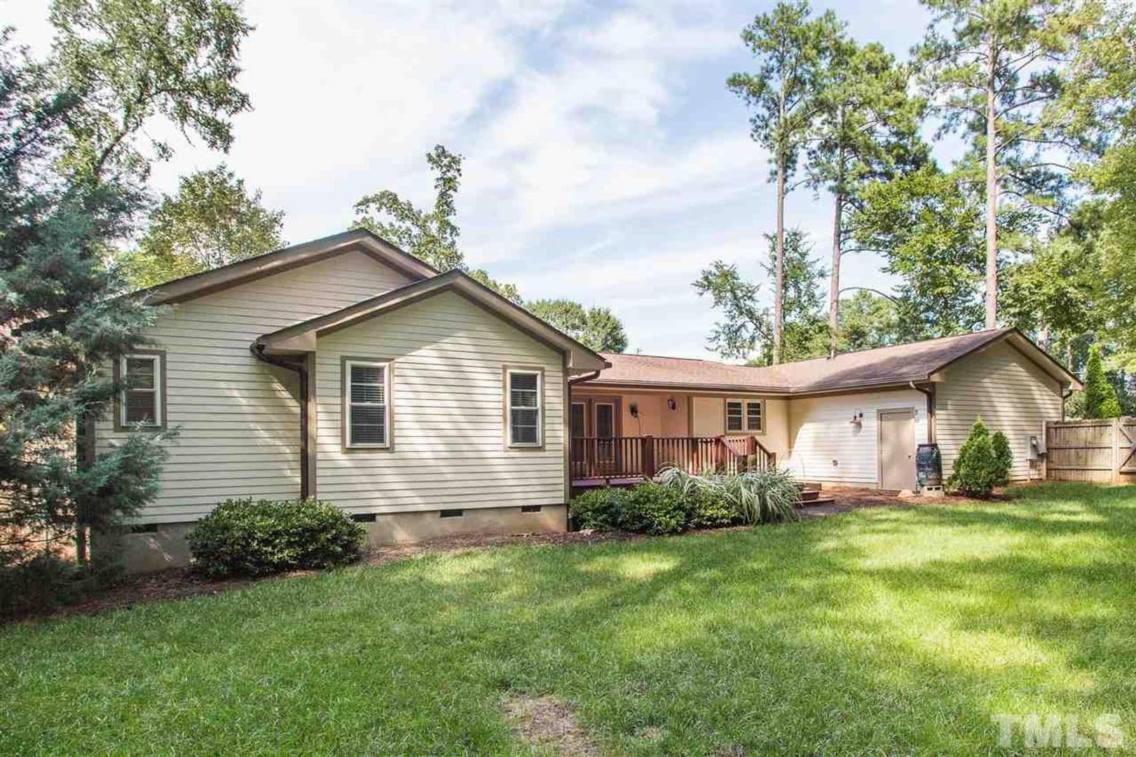 Raleigh House: 1124 Tonsler Drive